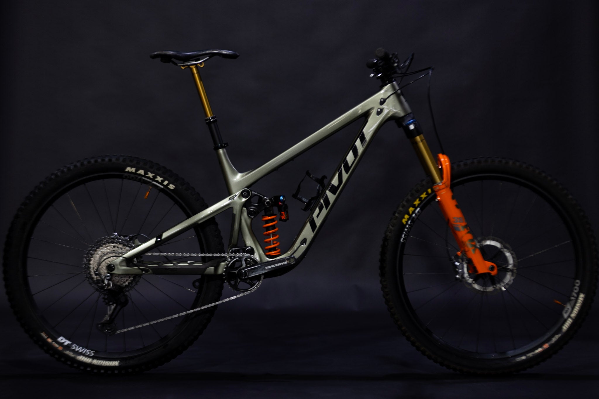 Bicicleta De Montaña Doble Suspensión Pivot Cycles Firebird 29" Talla Large (2024) Seminueva