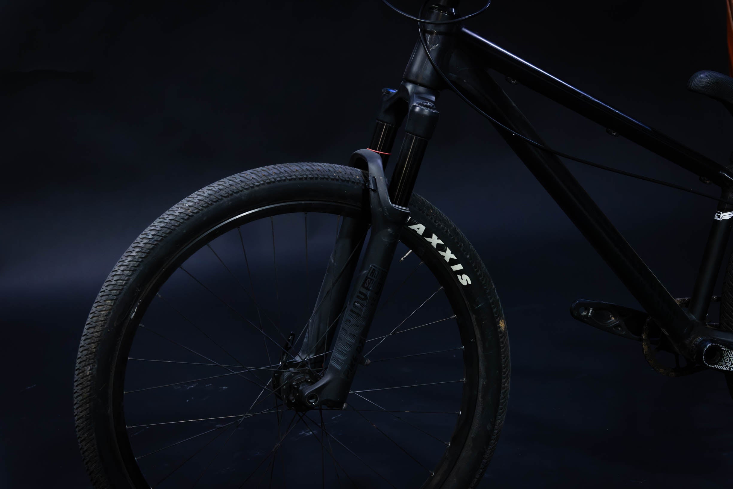 Bicicleta de ciudad Dirt Jump Canyon Stitched Talla Regular Rodado 26" (2021) Seminueva