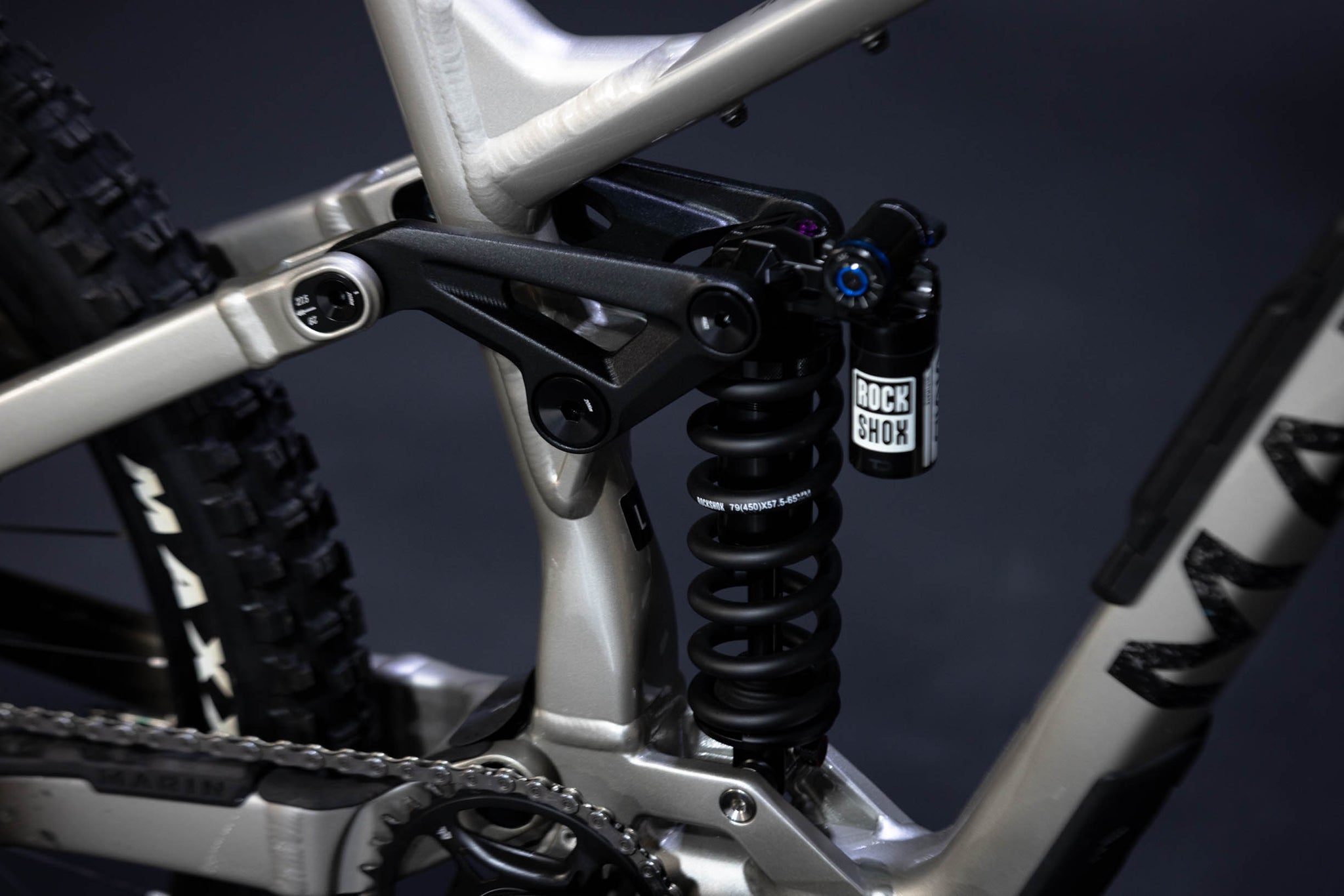 Bicicleta de Montaña Doble Suspensión Marin Bikes Alpine XR 27.5/"29" Talla Large (2025) Seminueva