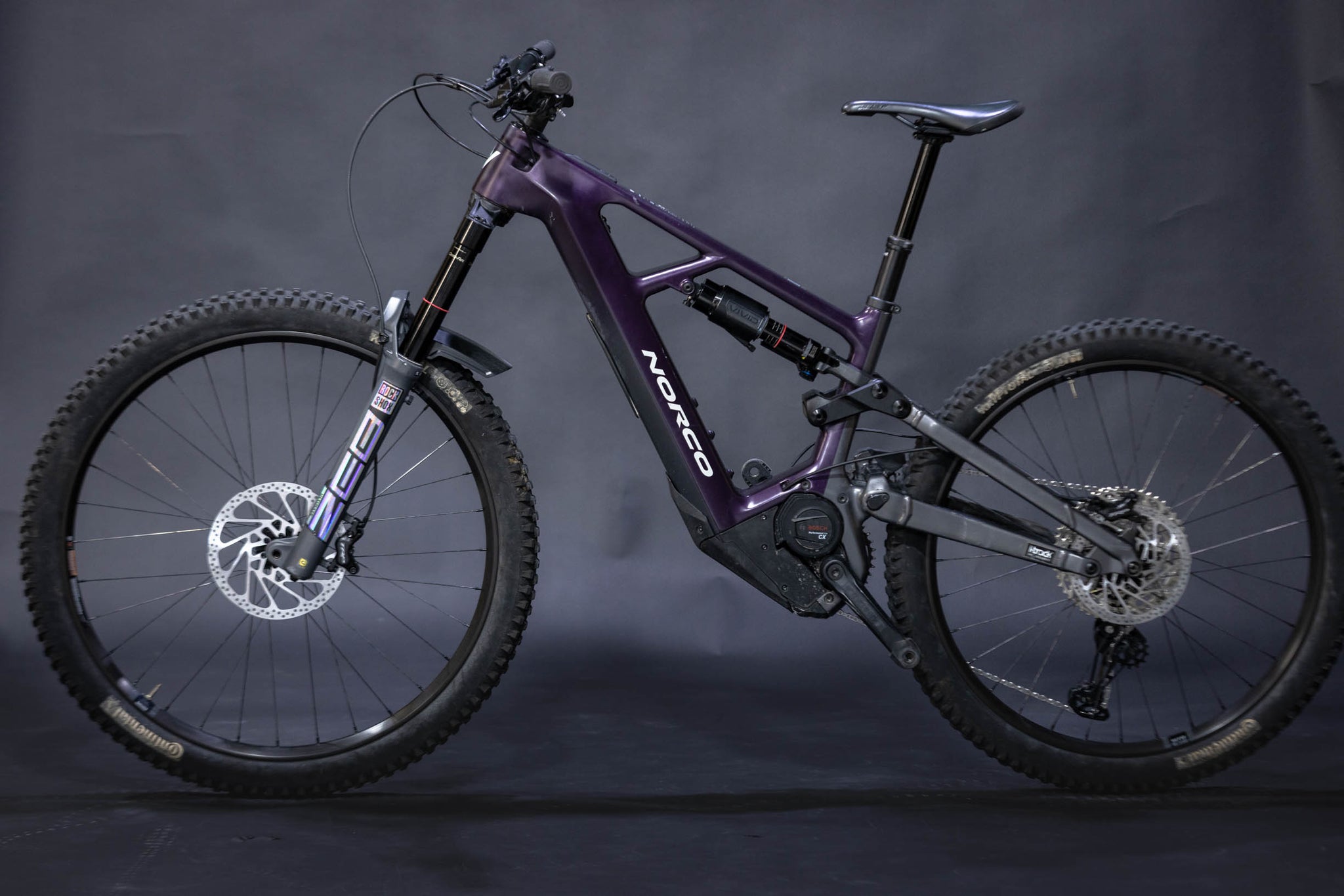 Bicicleta De Montaña asistida Doble Suspension Norco Fluid 29" Talla Medium (2023) Seminueva