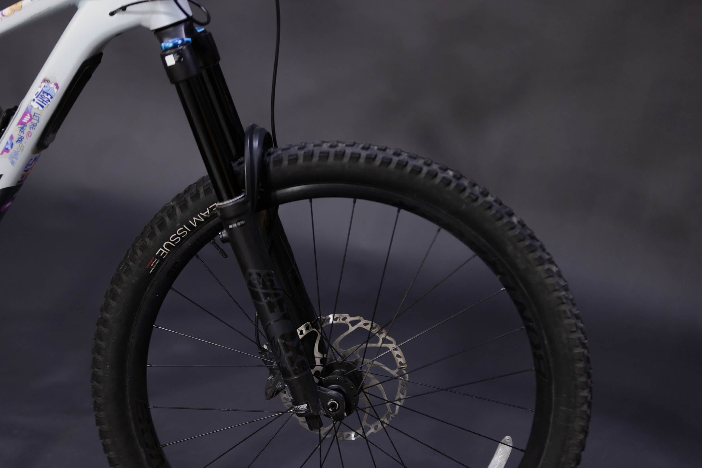 Bicicleta de Montaña Doble Suspensión Trek Slash Large 27.5/29" Talla Medium Seminueva (2024) Seminueva