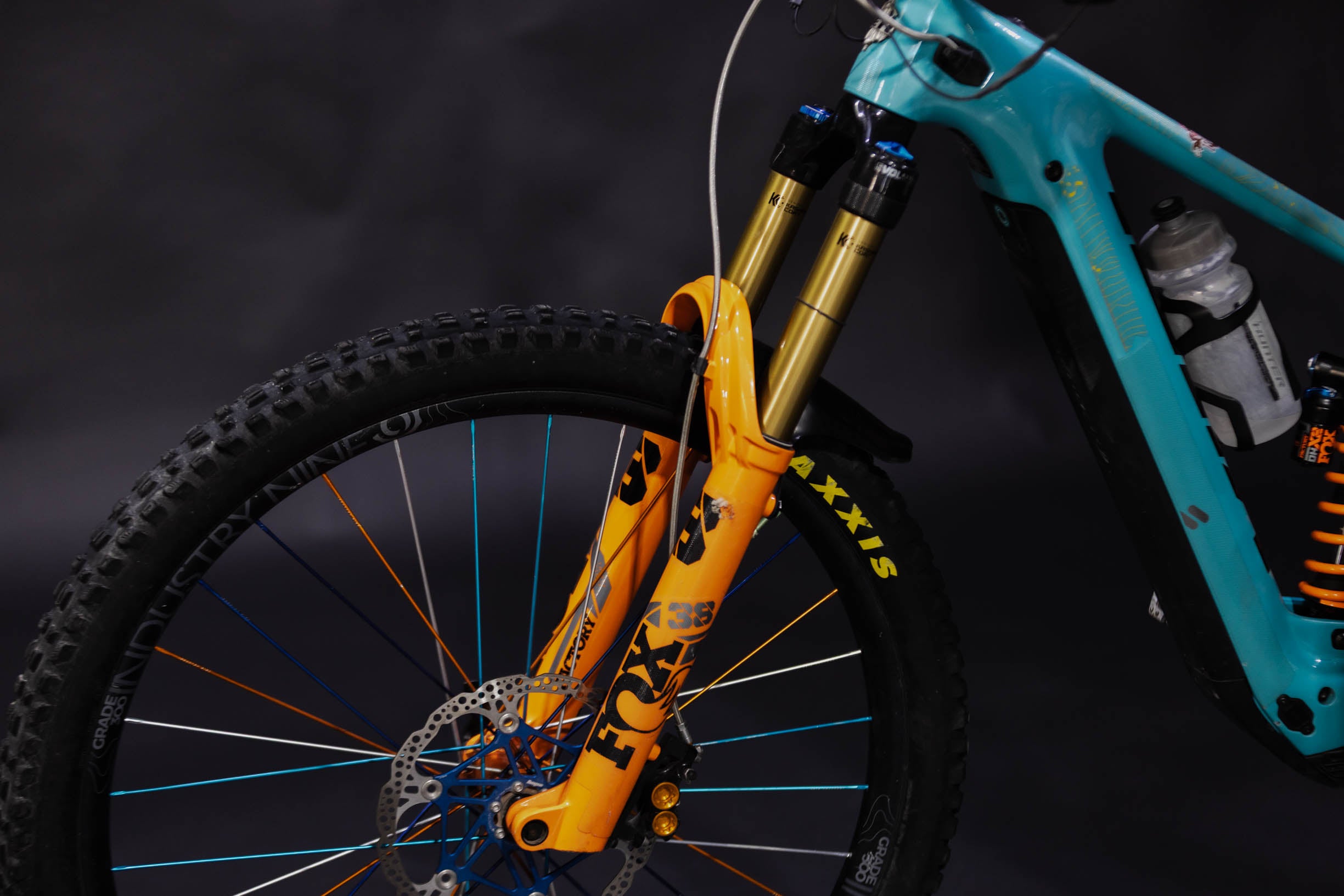 Bicicleta de Montaña asistida Doble Suspension YT E160 Talla Medium (2024) Seminueva