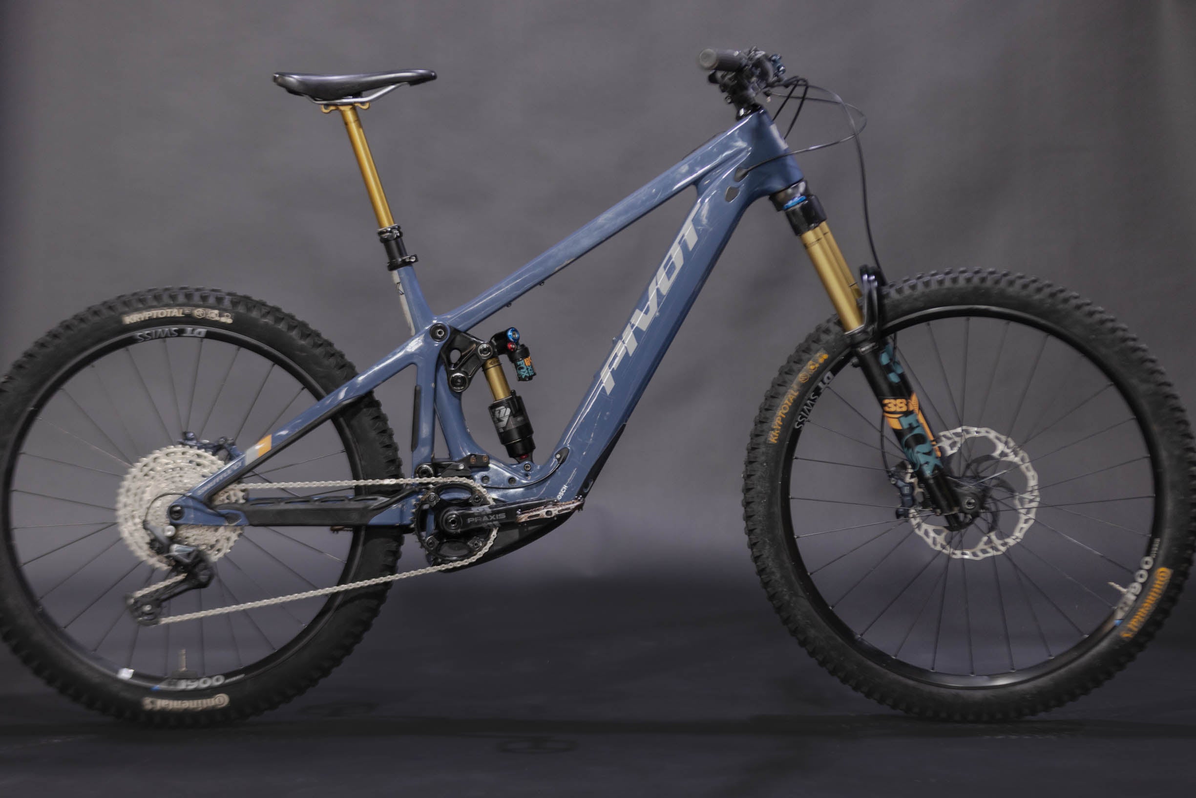 Bicicleta de Montaña Asistida Doble Suspensión Pivot Cycles Shuttle LT 29" Talla Lage (2025) Seminueva