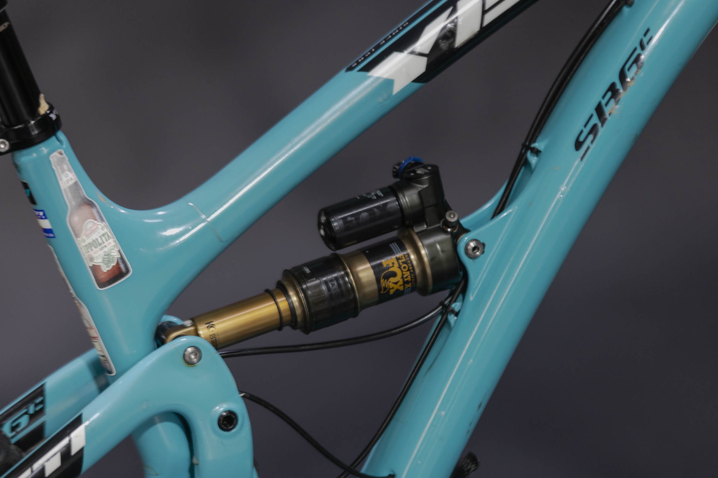 Bicicleta de Montaña Doble Supensión Yeti Cycles SB6 27.5" Talla Medium (2018) Seminueva