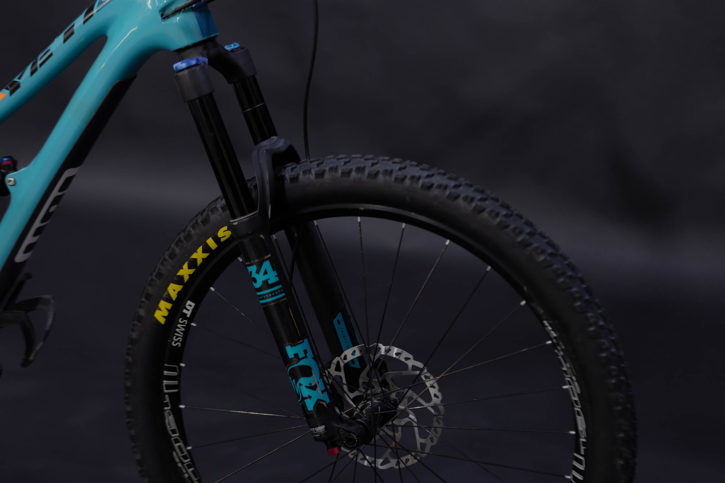 Bicicleta de Montaña Doble Supensión Yeti Cycles SB5 27.5" Talla Small (2019) Seminueva