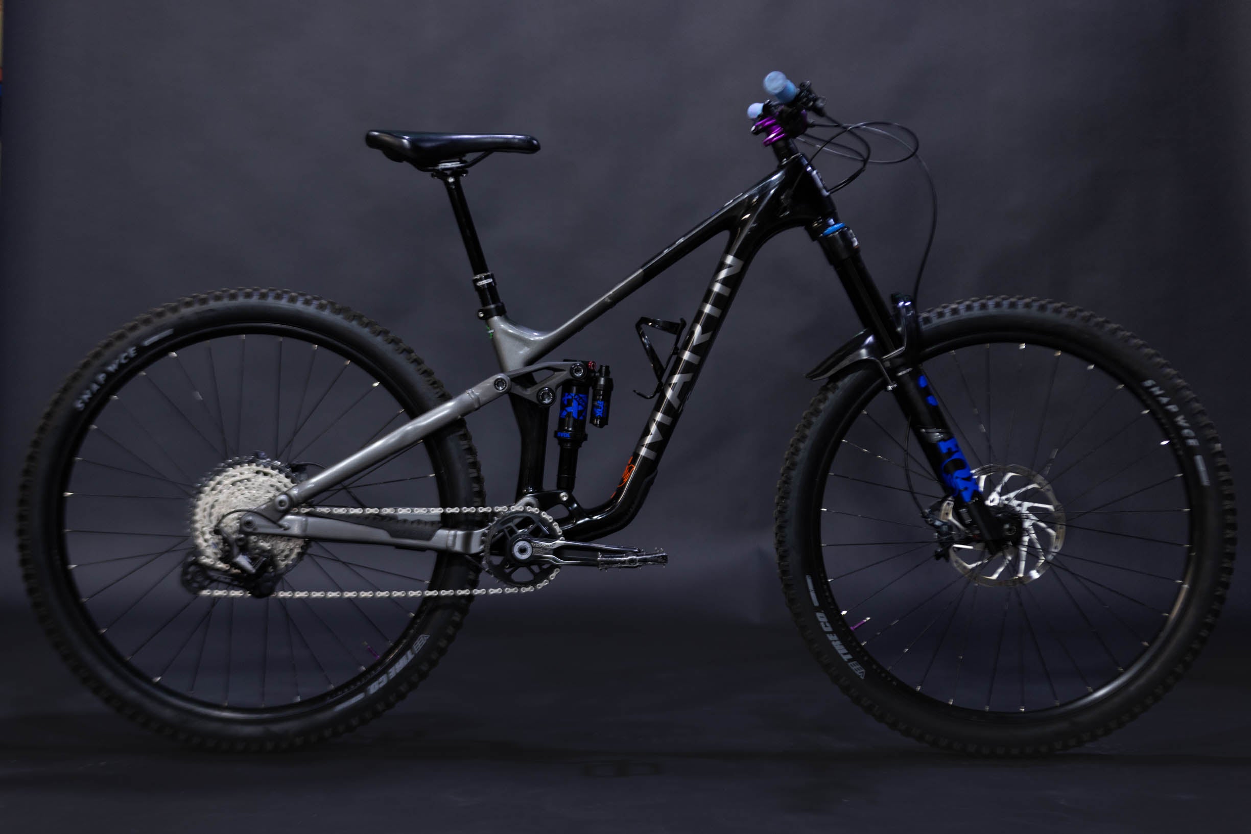 Bicicleta de Montaña Doble Suspensión Marin Bikes Alpine Trail Carbon 2 29" Talla Small (2023) Seminueva