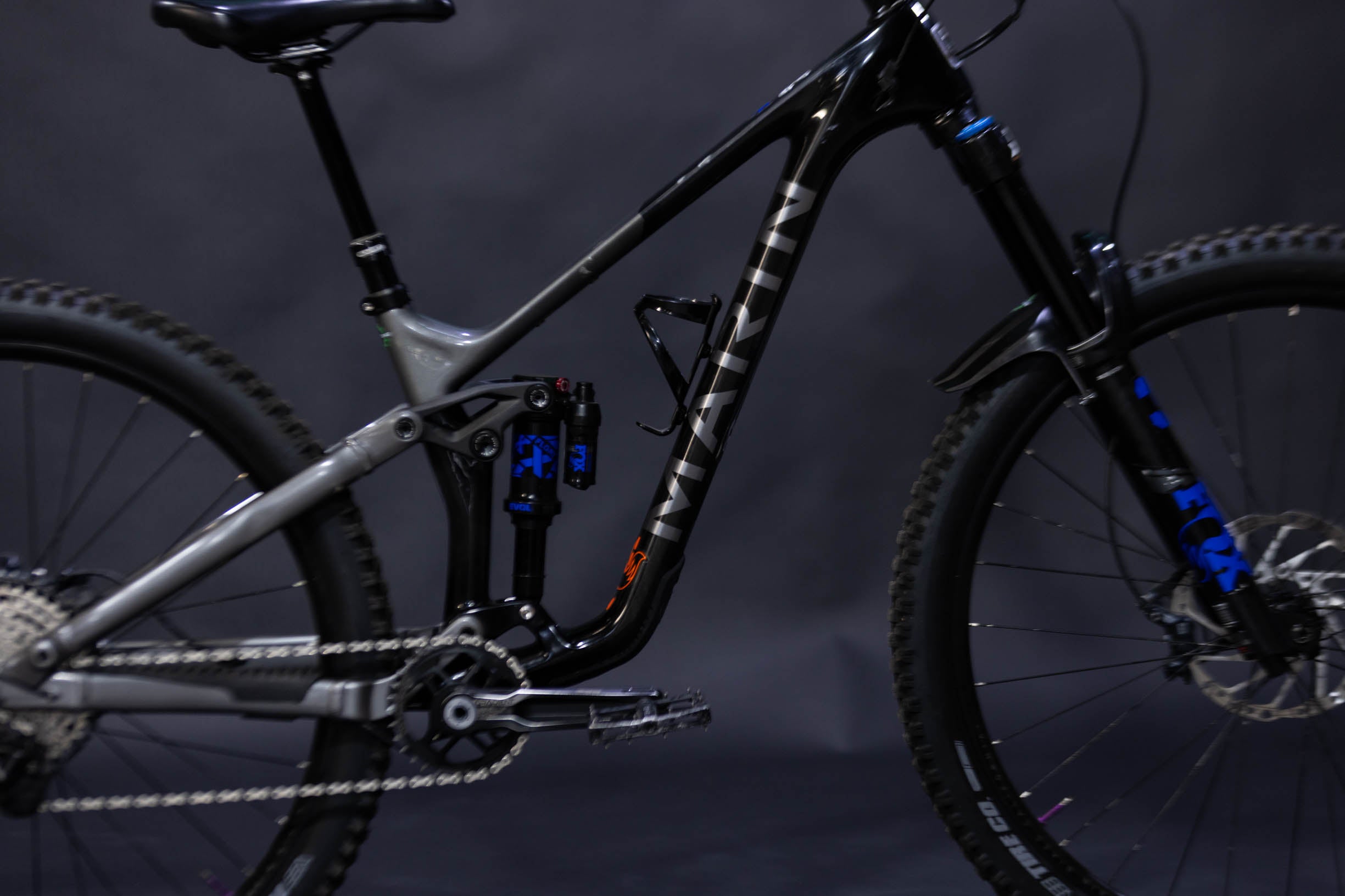 Bicicleta de Montaña Doble Suspensión Marin Bikes Alpine Trail Carbon 2 29" Talla Small (2023) Seminueva