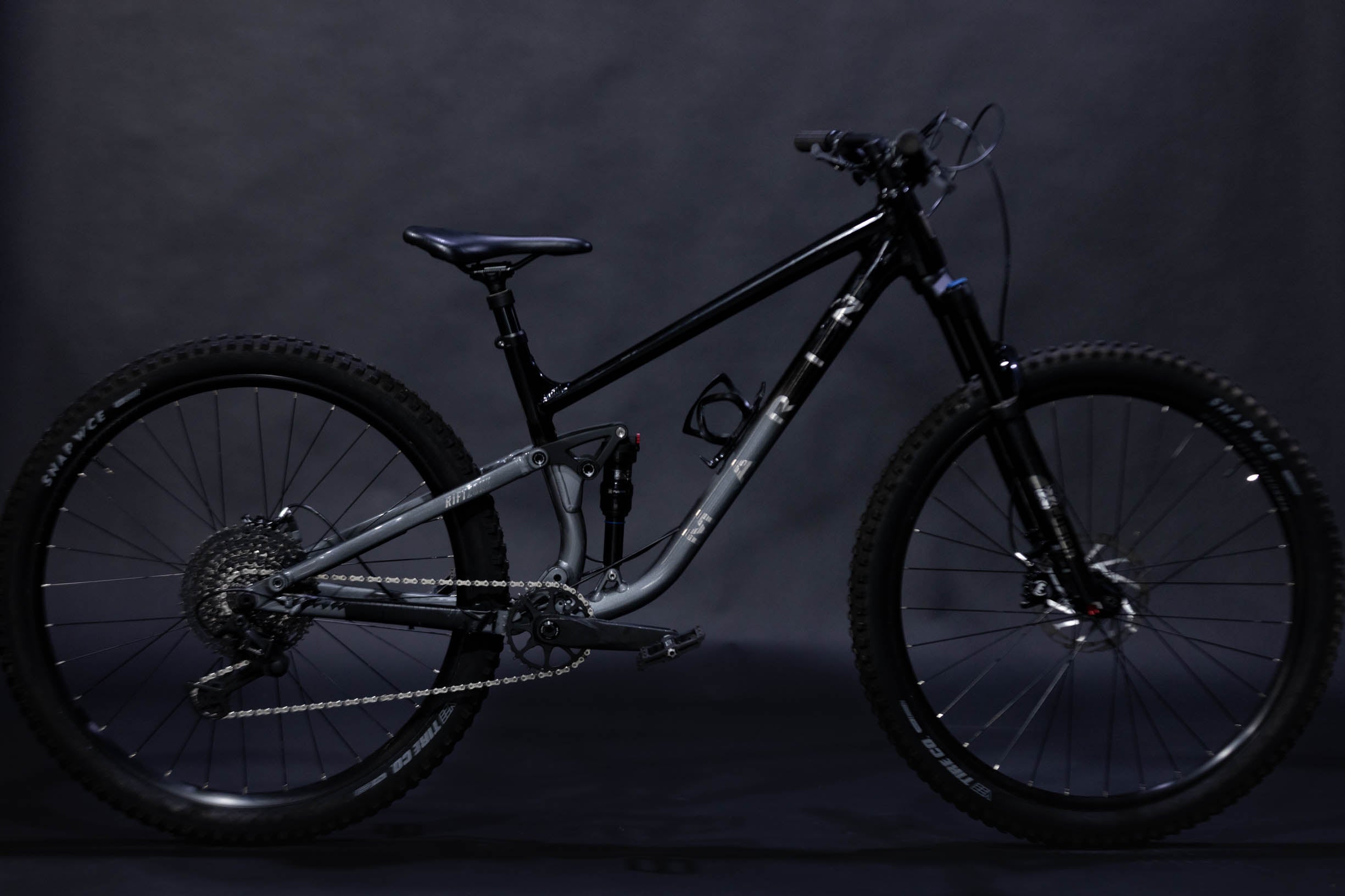 Bicicleta De Montaña Doble Suspension Marin Rift Zone 1 29" Talla Large (2025) Seminueva