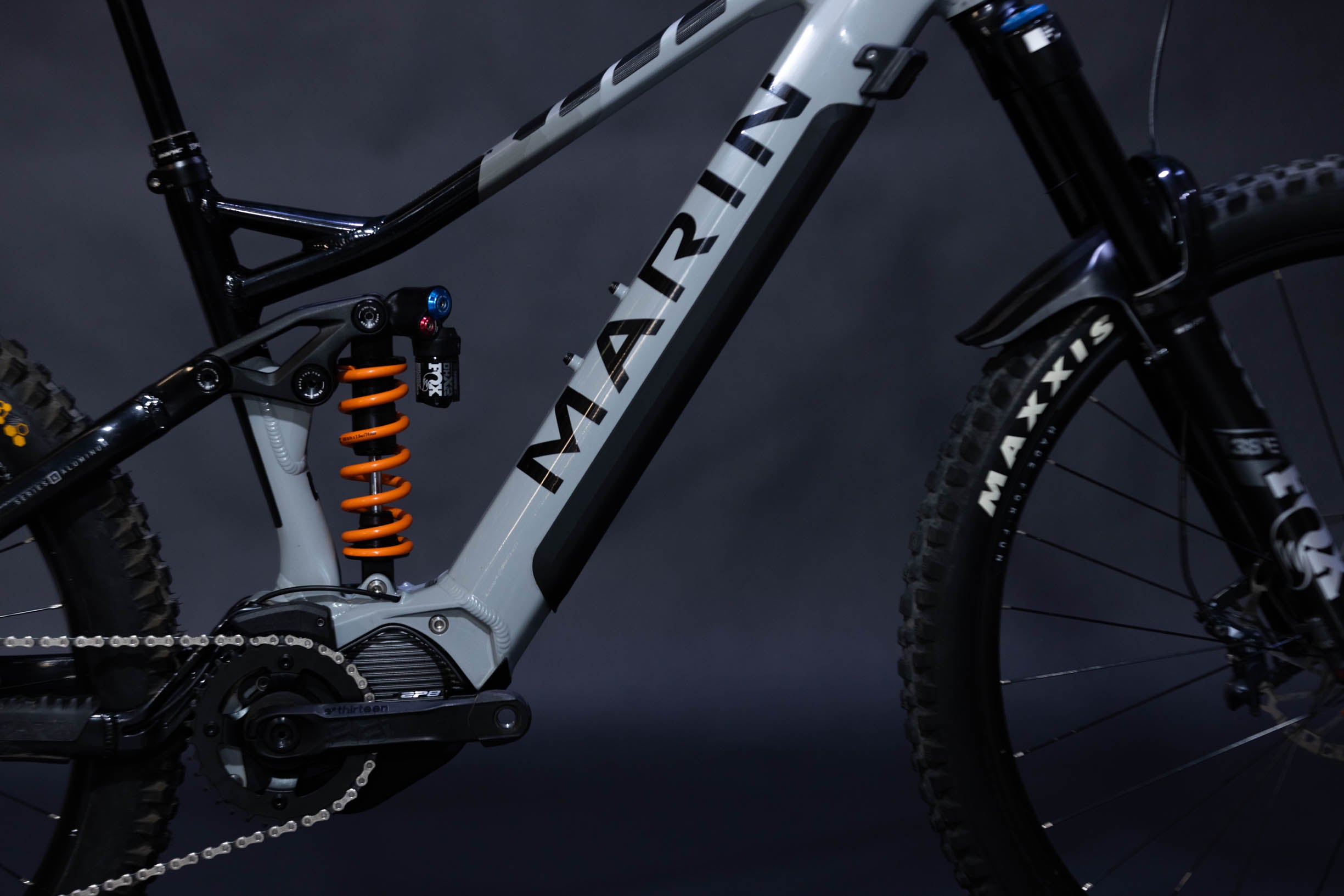 Bicicleta de Montaña Asistida Doble Suspensión Marin Alpine Trail E2 29" Talla Large (2022) Seminueva