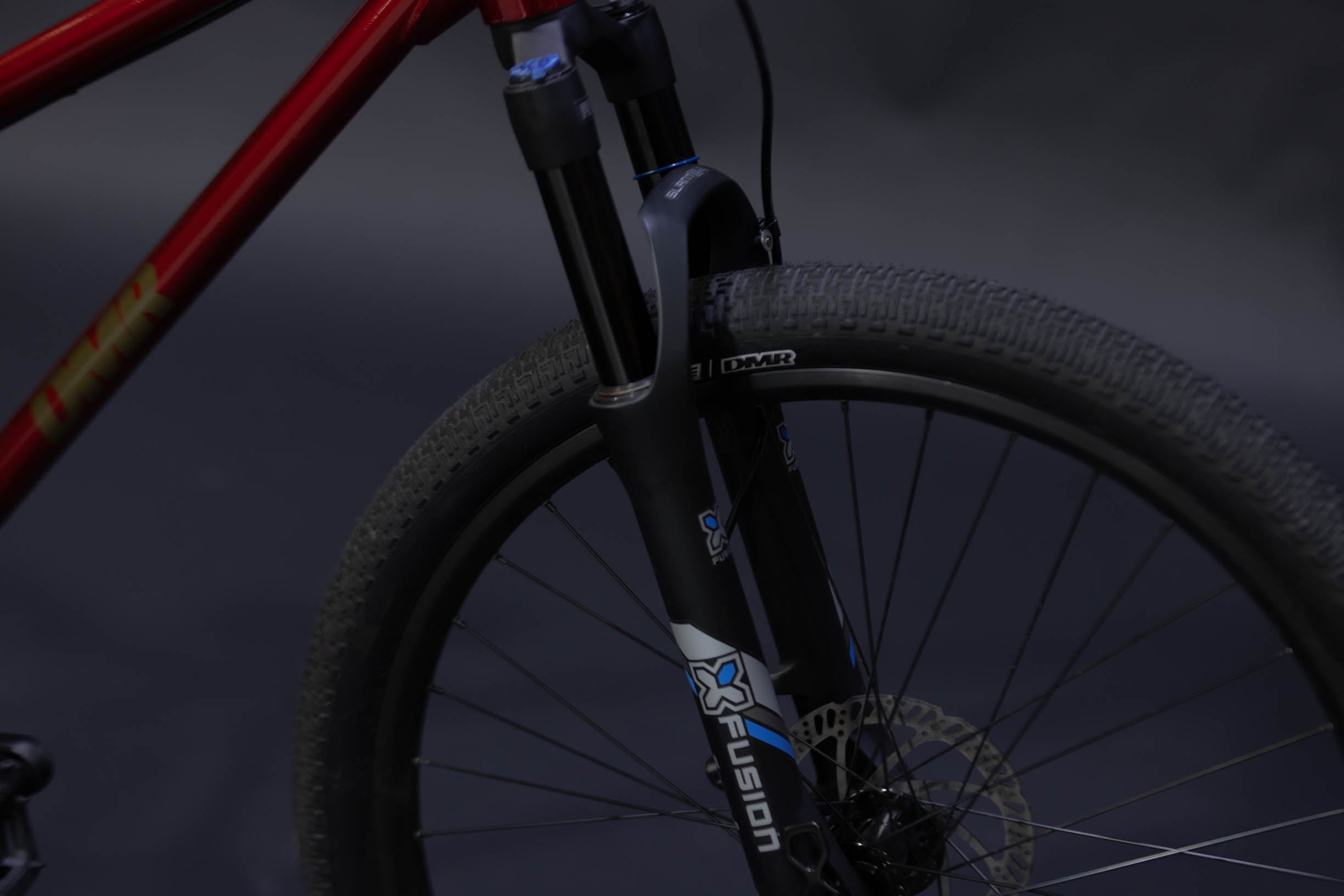 Bicicleta de ciudad Dirt Jump DMR Sect Pro Talla Regular Rodado 26" (2022) Seminueva