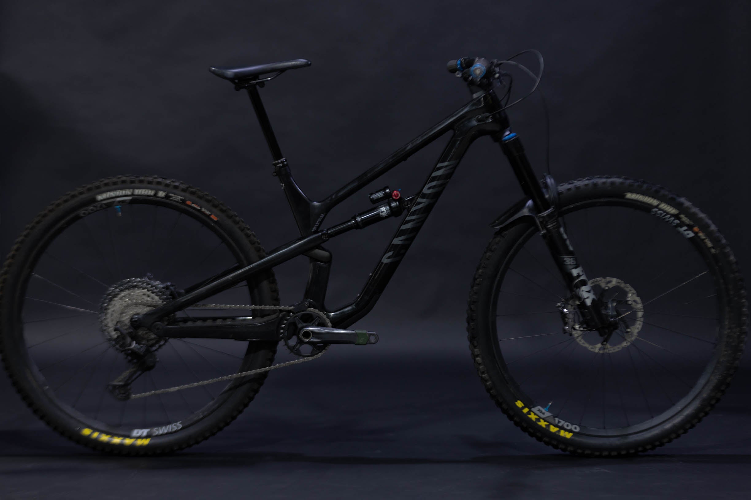 Bicicleta de Montaña Doble Supensión Canyon Spectral CF 29" Talla Medium (2021) Seminueva