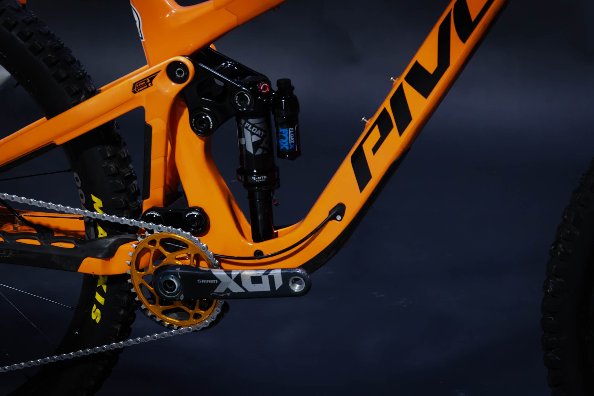 Bicicleta De Montaña Doble Suspensión Pivot Cycles Firebird 29" Talla Large (2023) Seminueva