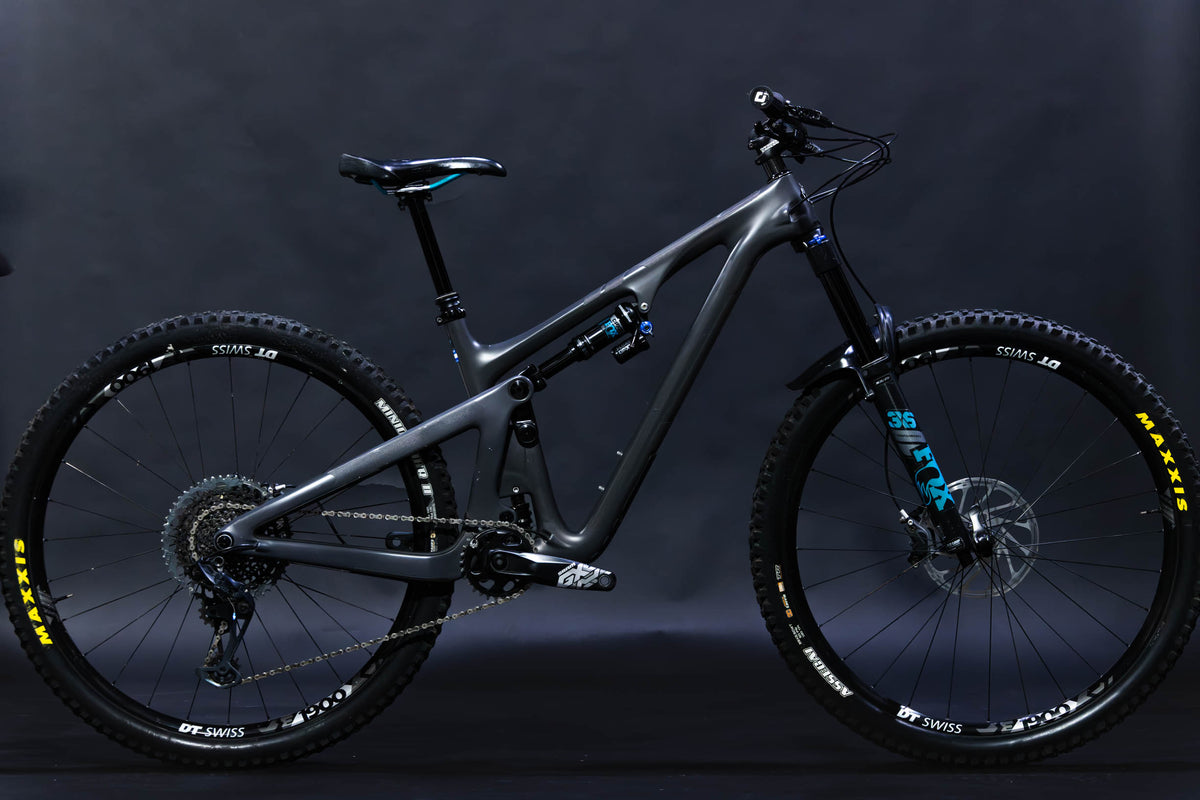 Bicicleta de Montaña Doble Supensión Yeti Cycles SB130 29" Talla Medium (2020) Seminueva
