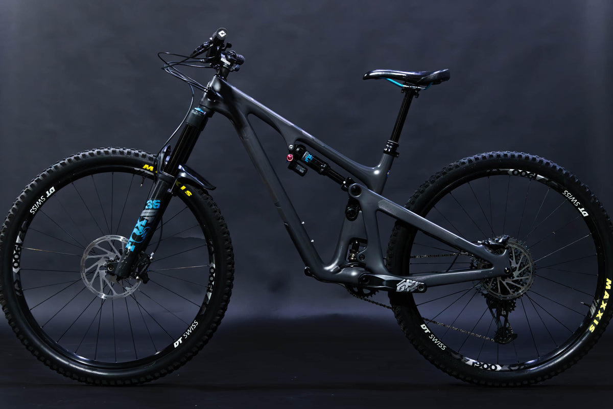Bicicleta de Montaña Doble Supensión Yeti Cycles SB130 29" Talla Medium (2020) Seminueva