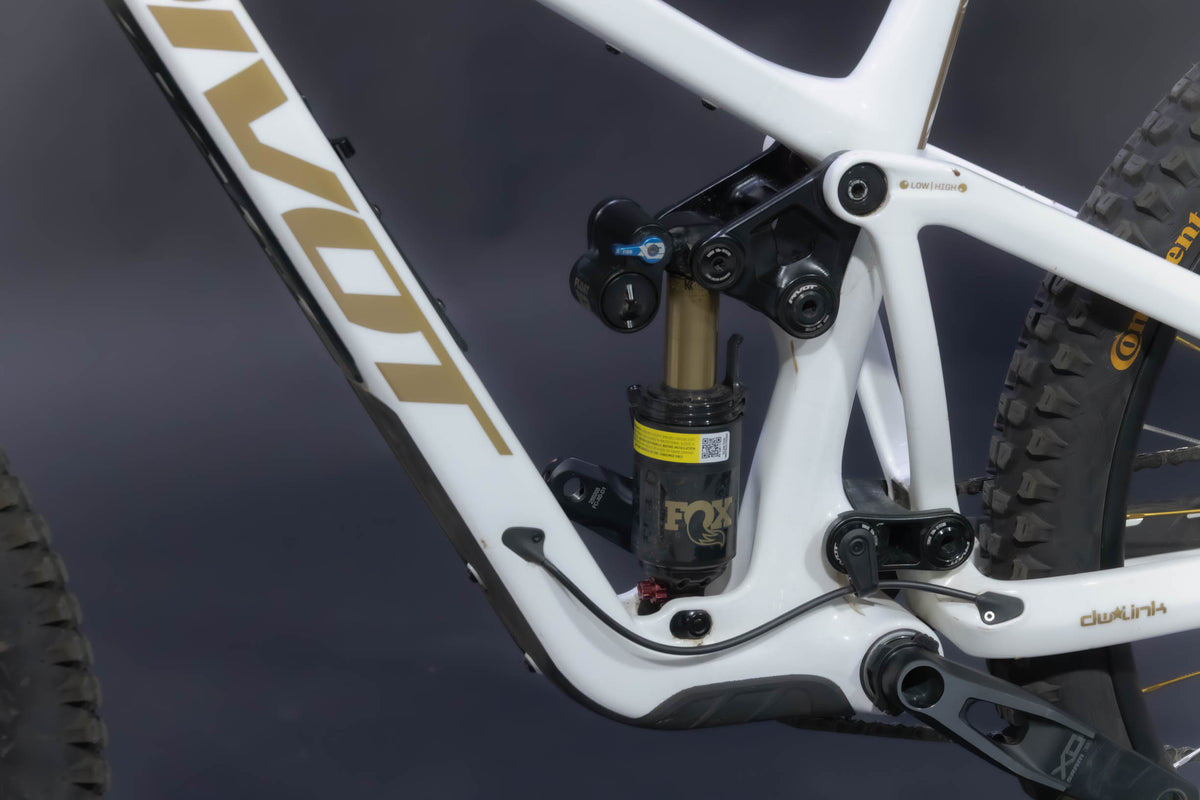 Bicicleta De Montaña Doble Suspensión Pivot Cycles Firebird 29" Talla Medium (2025) Seminueva