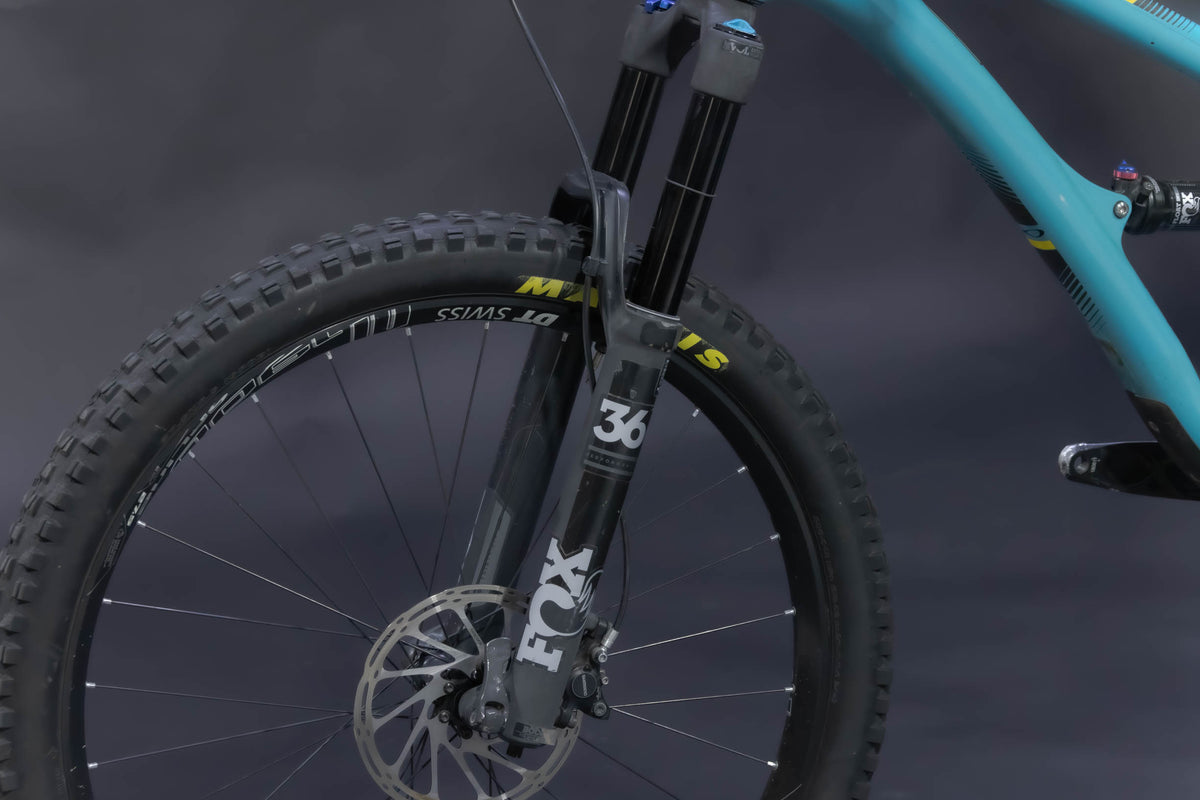 Bicicleta de Montaña Doble Supensión Yeti Cycles SB5 27.5" Talla Large (2018) Seminueva