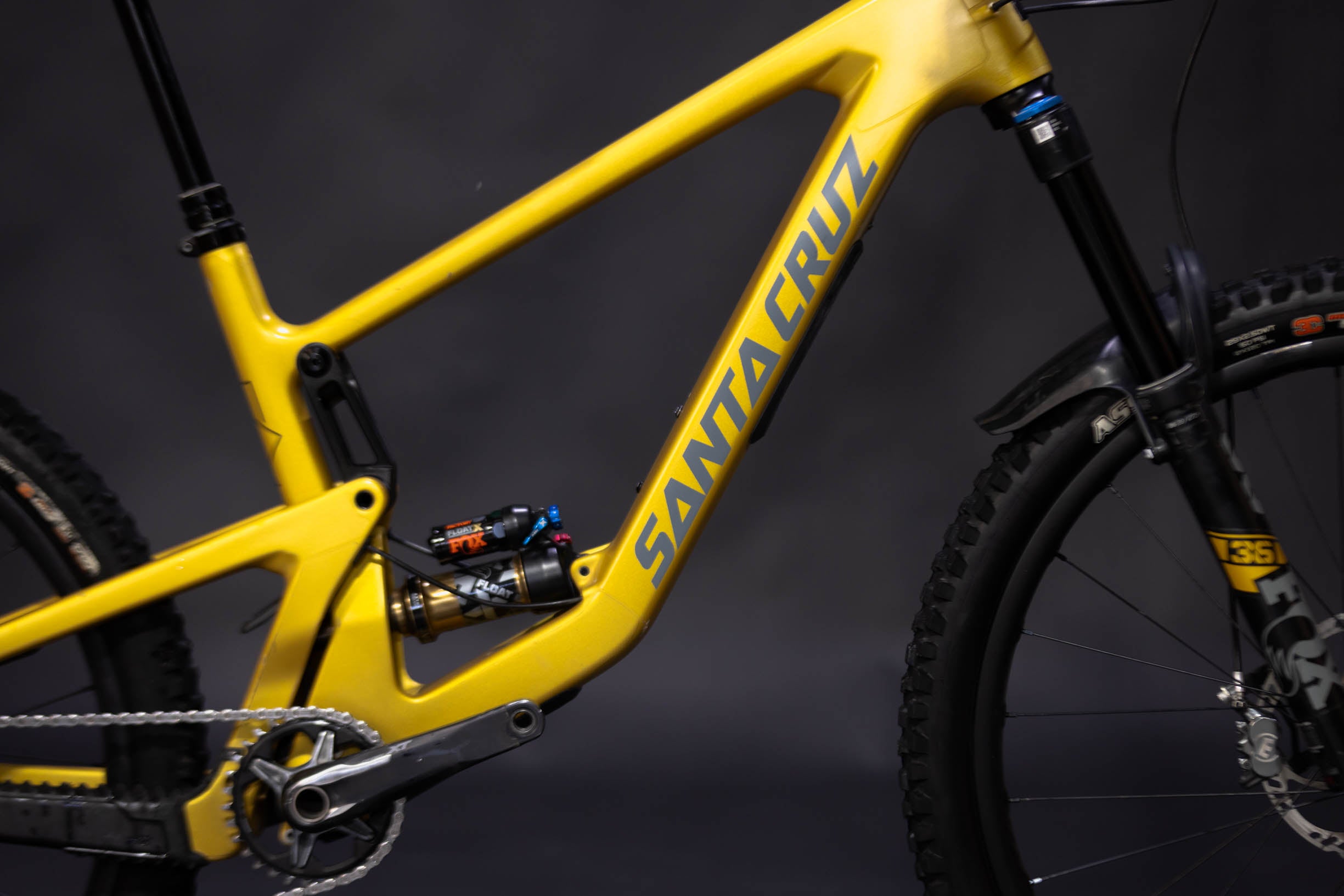 Bicicleta de Montaña Doble Supensión Santa Cruz Bronson 27.5/29" Talla Large (2022) Seminueva