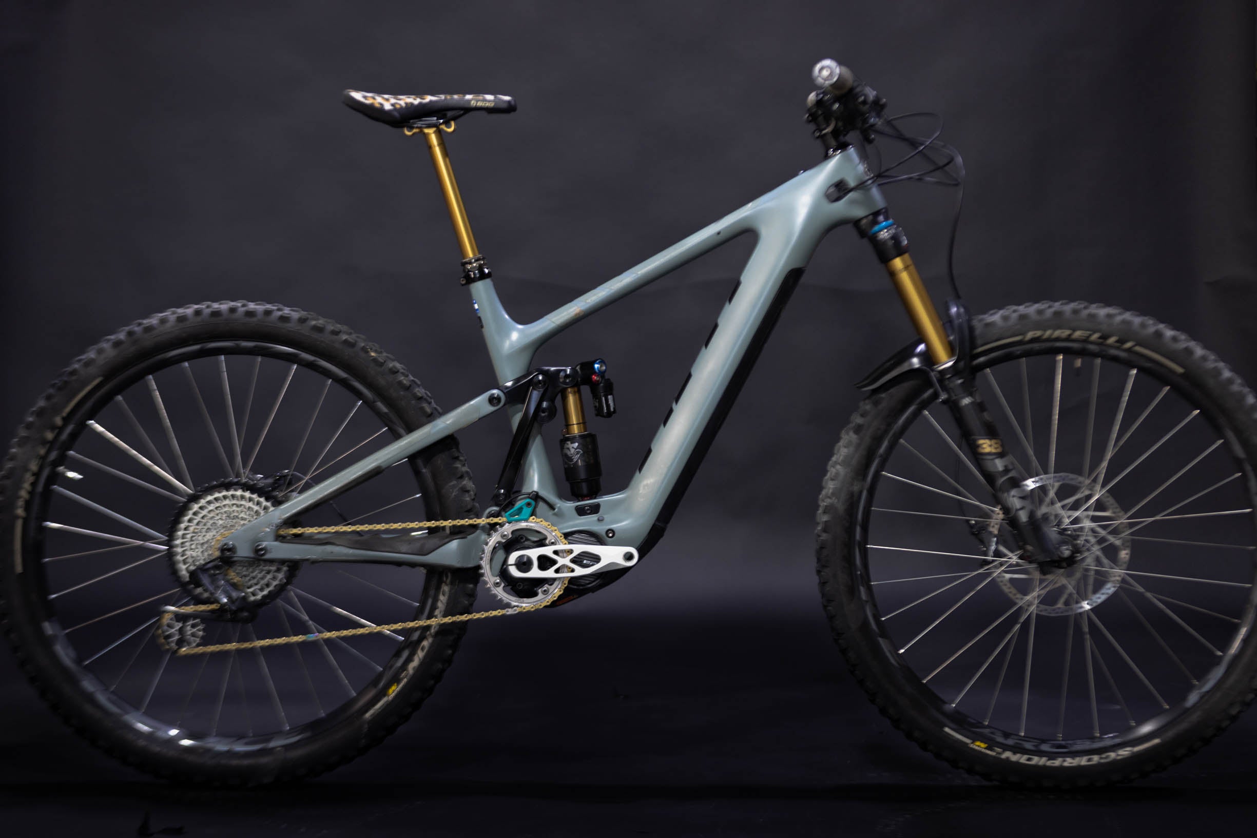 Bicicleta de Montaña asistida Doble Suspension YT E160 Talla Large (2023) Seminueva