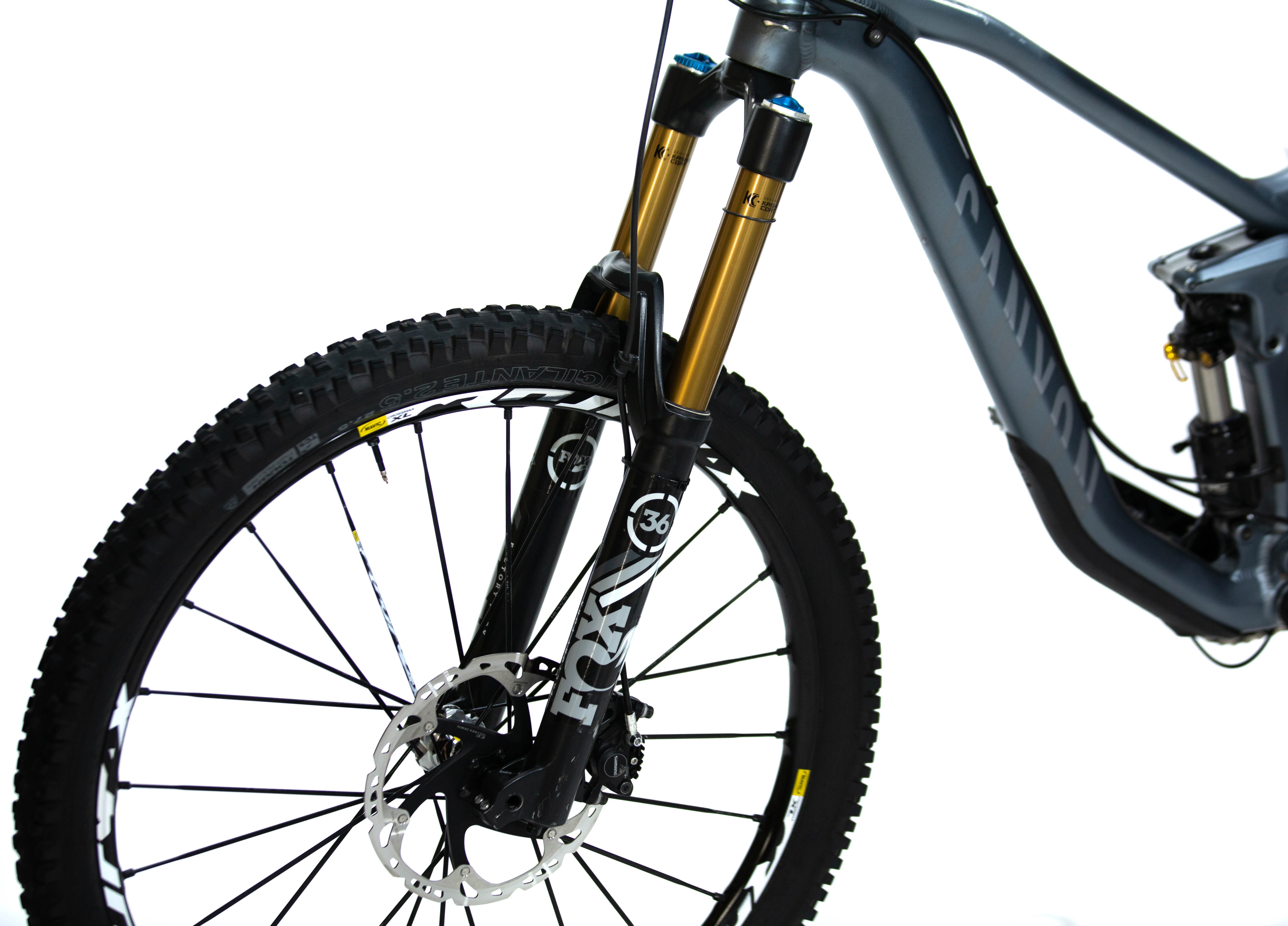 Bicicleta de Montaña Doble Supensión Canyon Strive AL 27.5" Talla Small (2016) Seminueva