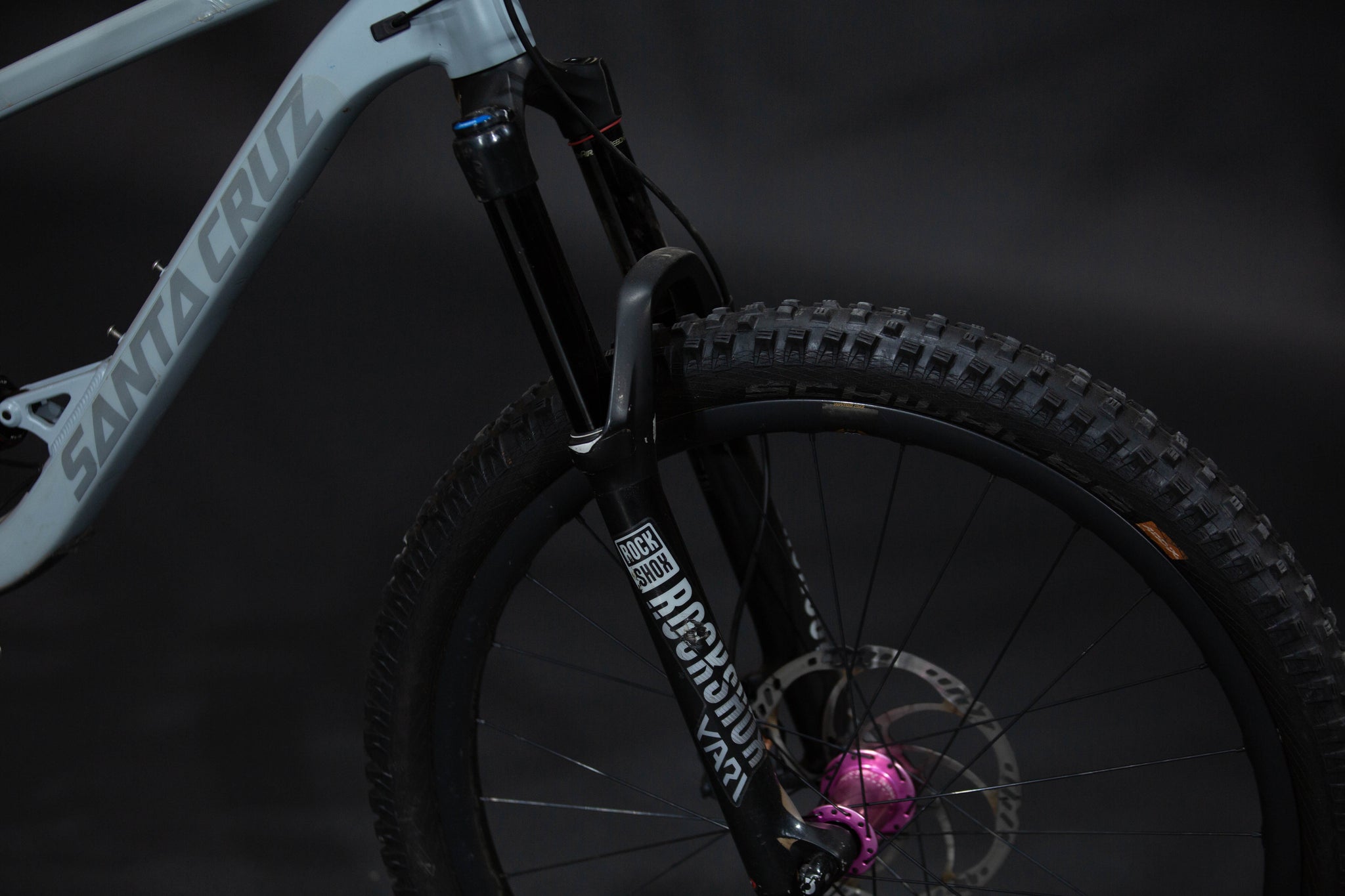 Bicicleta de Montaña Doble Supensión Santa Cruz Bronson 27.5" Talla Large (2019) Seminueva
