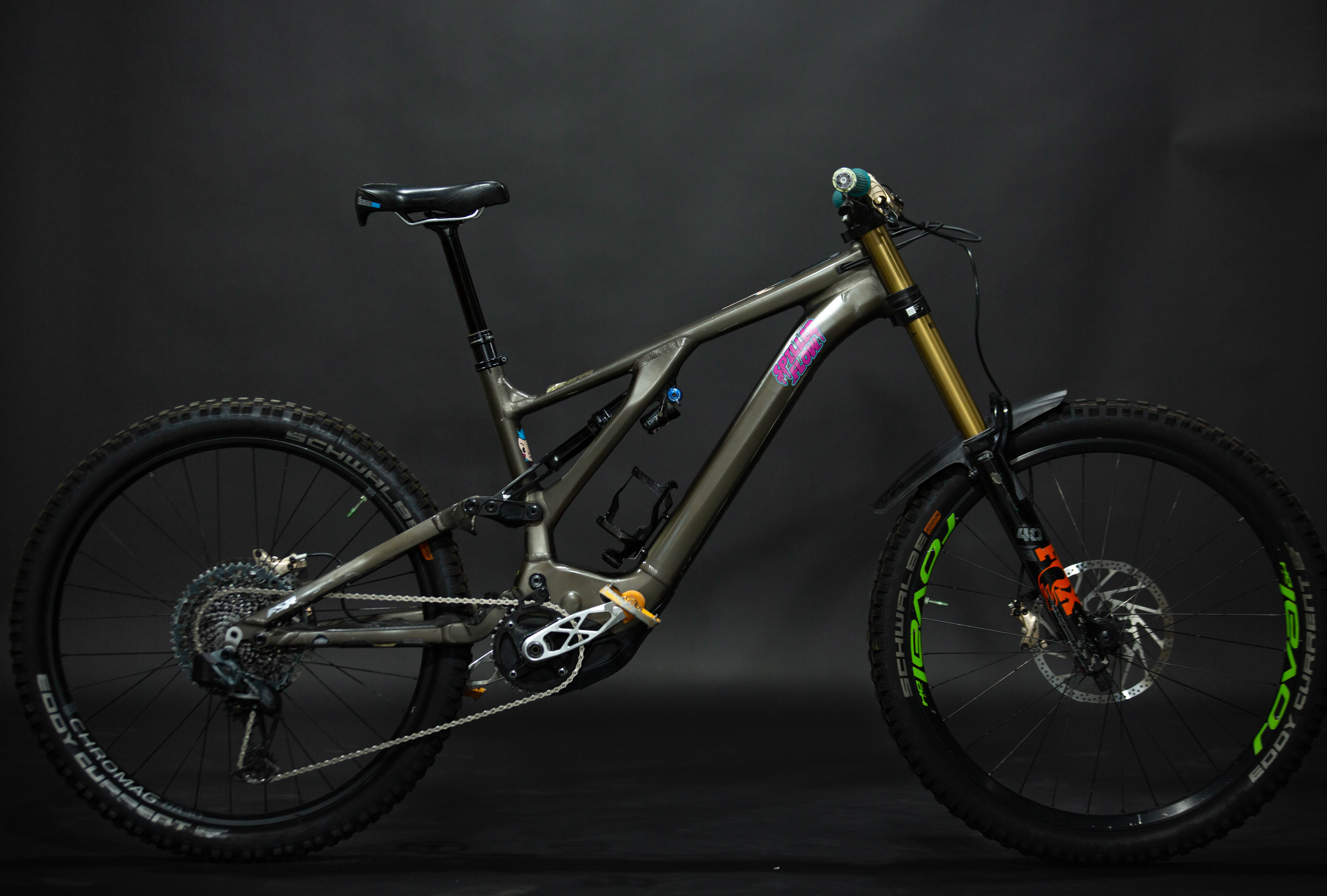 Bicicleta de Montaña Asistida Doble Suspensión Specialized Kenevo Comp 27.5" Talla Medium (2020) Seminueva