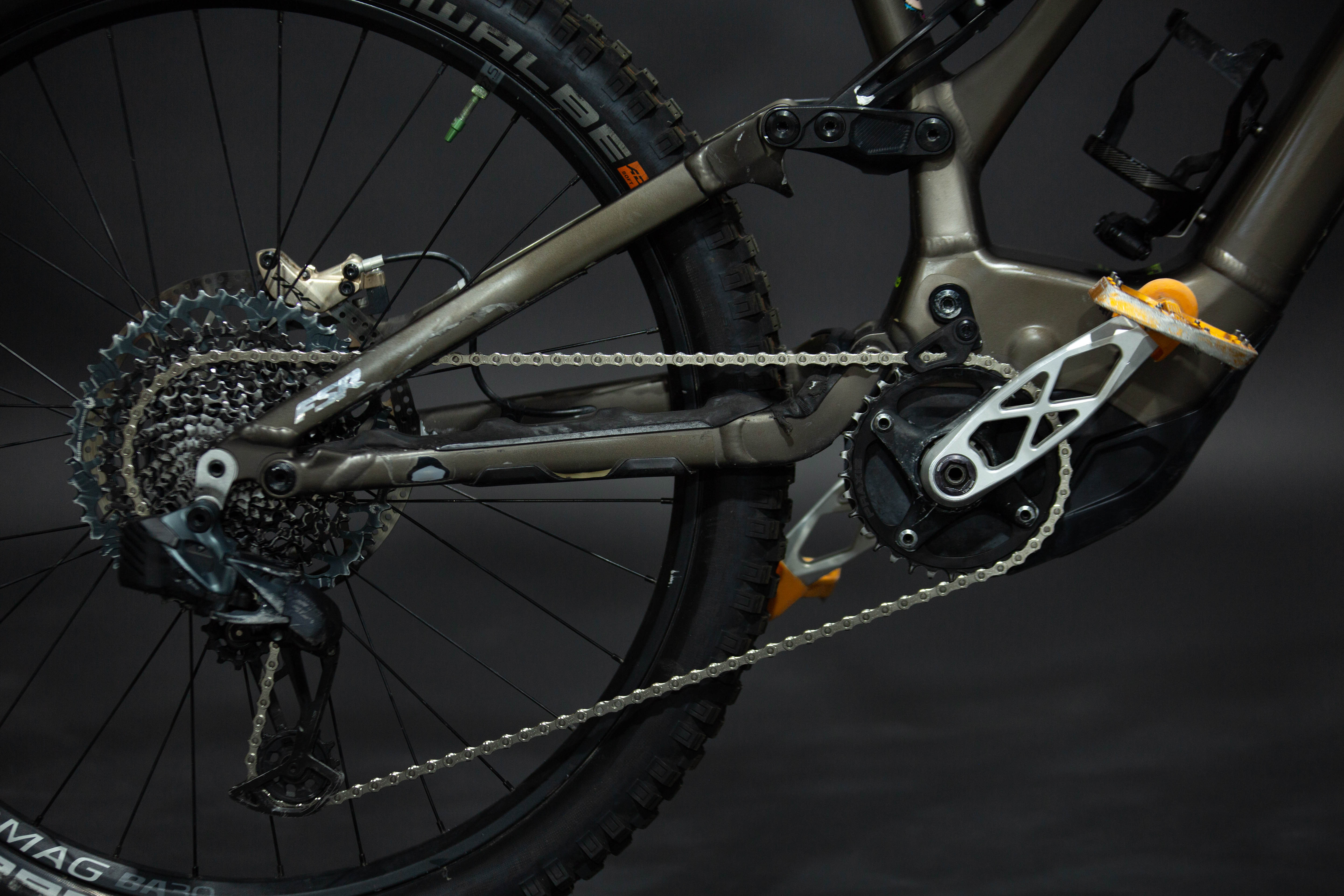 Bicicleta de Montaña Asistida Doble Suspensión Specialized Kenevo Comp 27.5" Talla Medium (2020) Seminueva