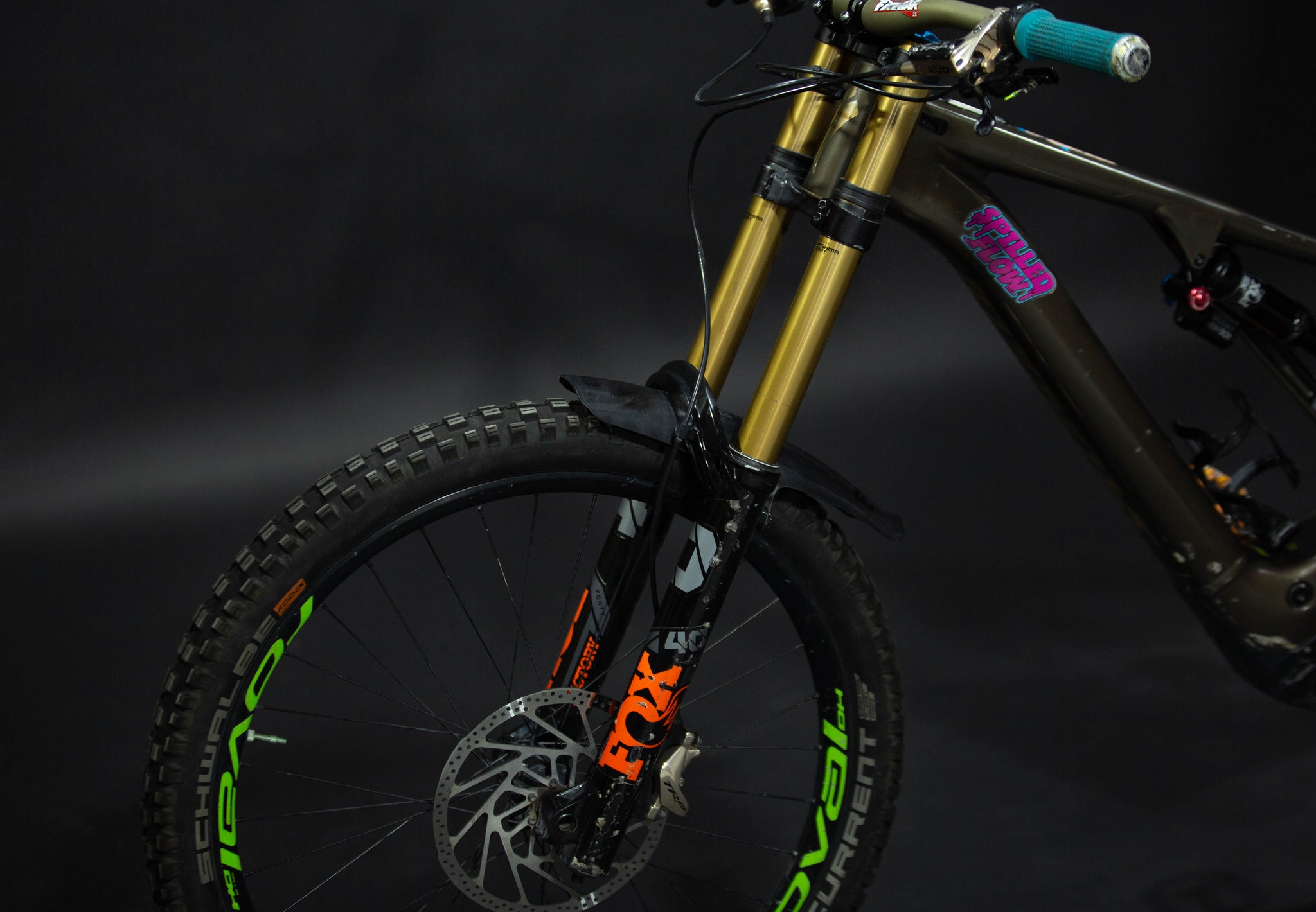 Bicicleta de Montaña Asistida Doble Suspensión Specialized Kenevo Comp 27.5" Talla Medium (2020) Seminueva