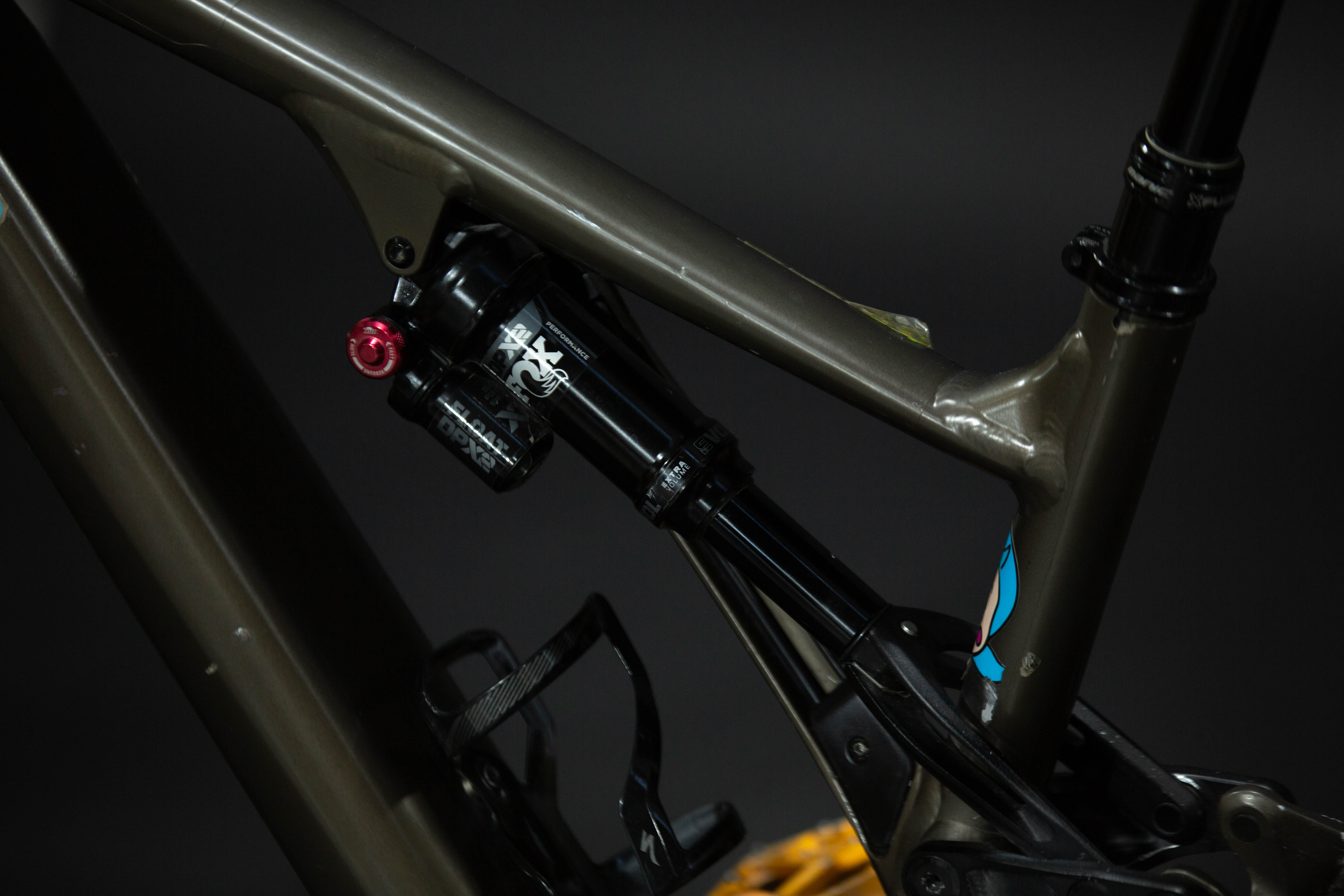 Bicicleta de Montaña Asistida Doble Suspensión Specialized Kenevo Comp 27.5" Talla Medium (2020) Seminueva