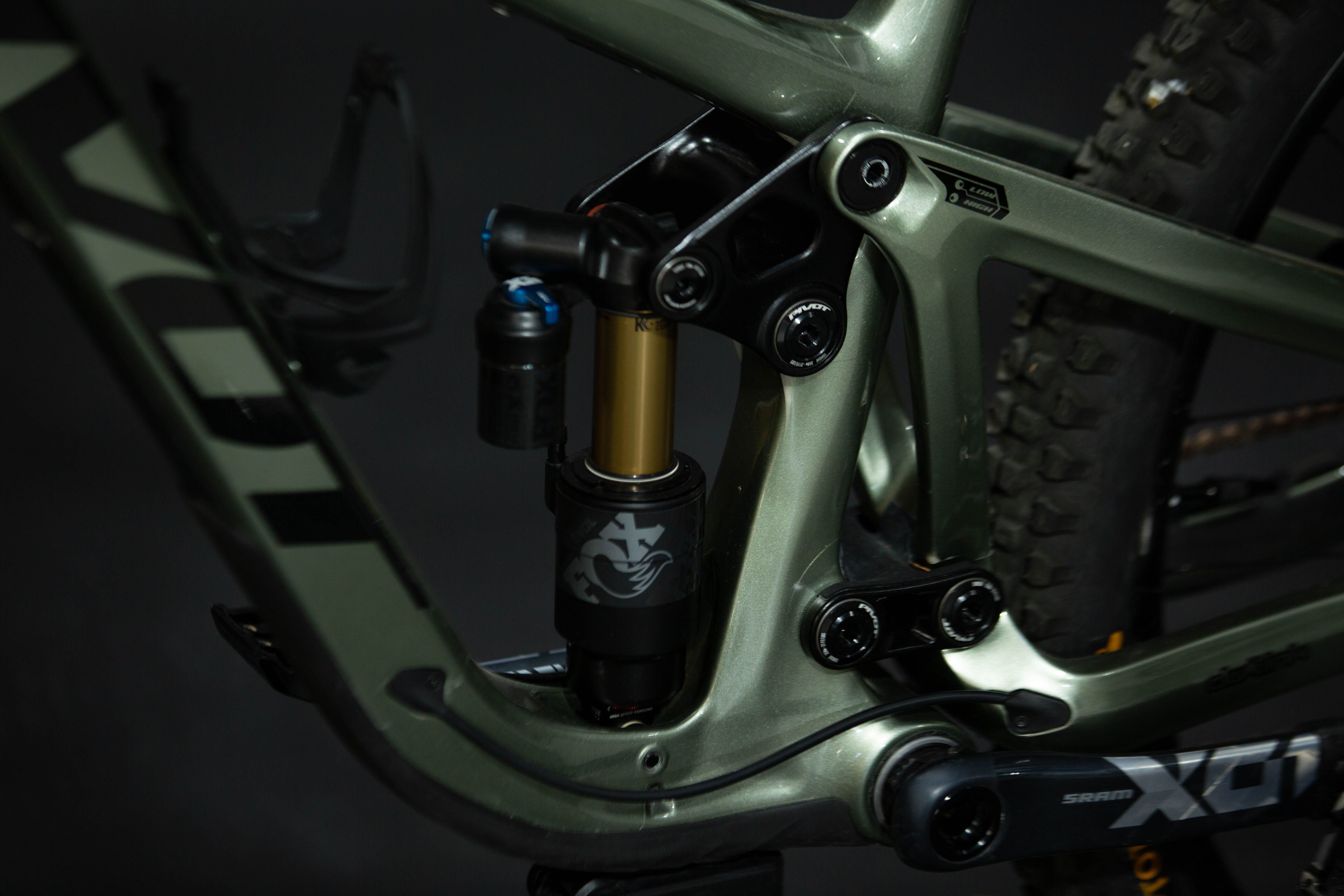 Bicicleta De Montaña Doble Suspensión Pivot Cycles Firebird 29" Talla Small (2024) Seminueva