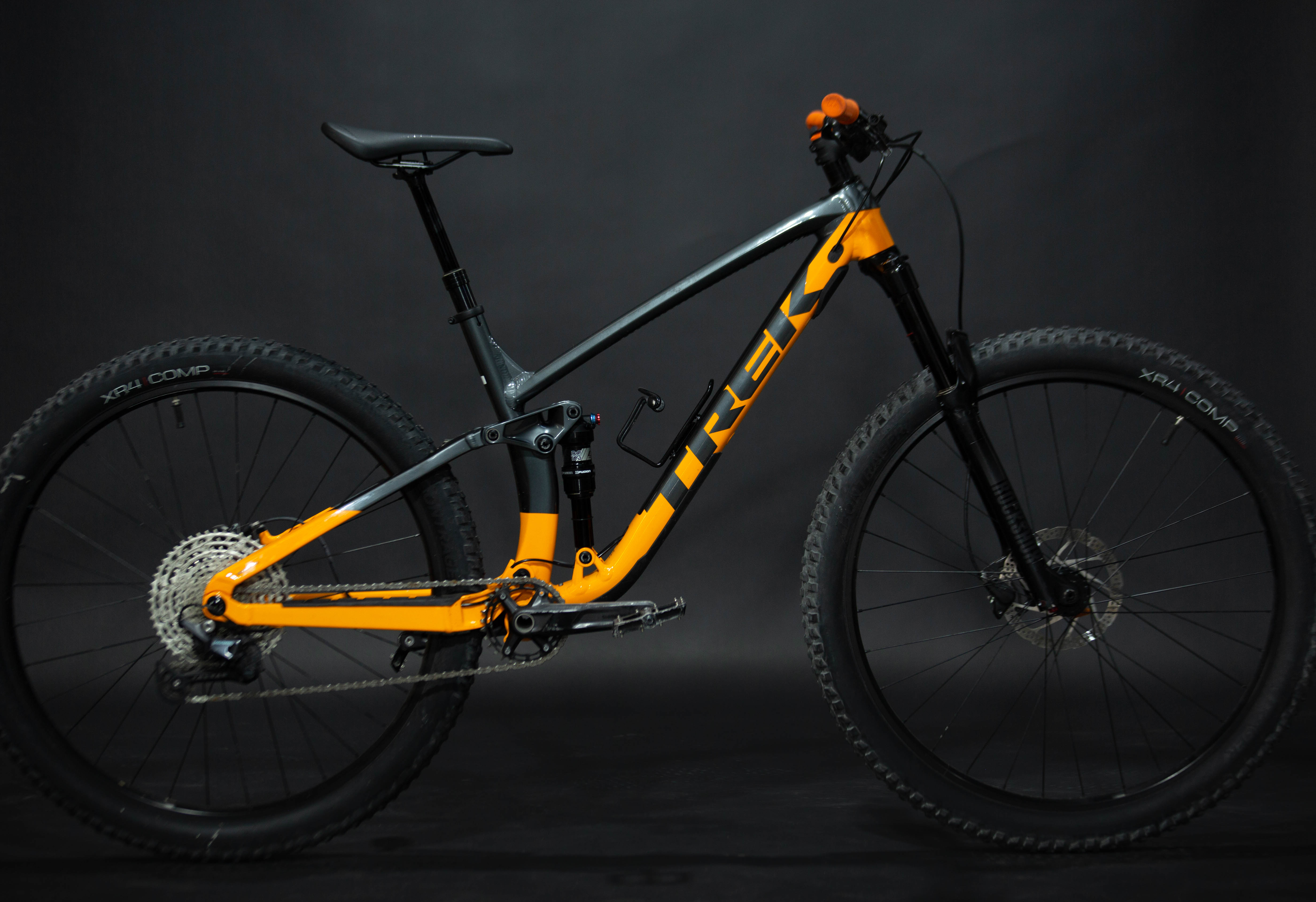 Bicicleta de Montaña Doble Supensión Trek Slash 5 29" Talla Large Seminueva (2022) Seminueva