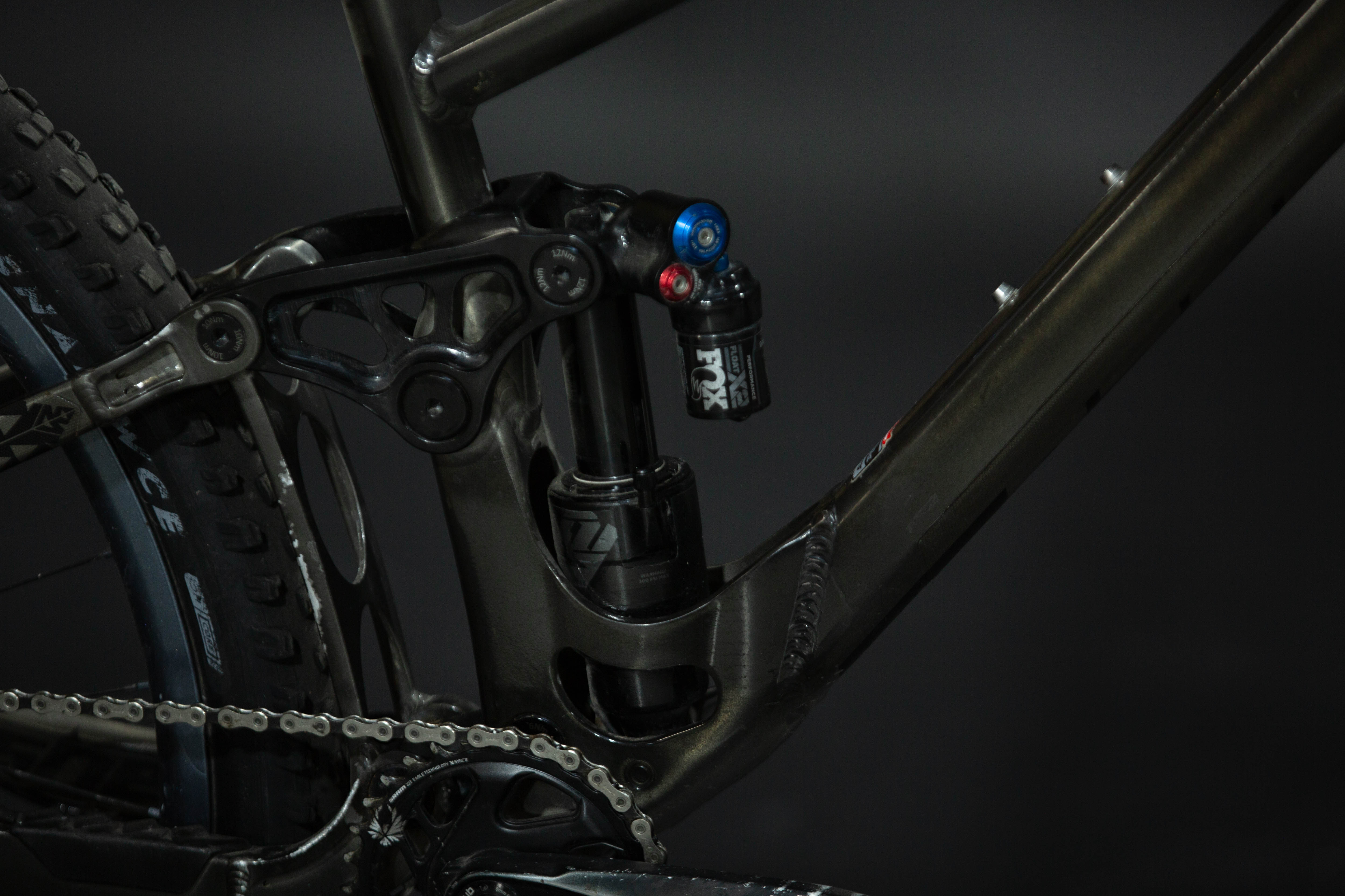 Bicicleta De Montaña Doble Suspensión Banshee Titan 29/27.5" Talla Large (2022) Seminueva