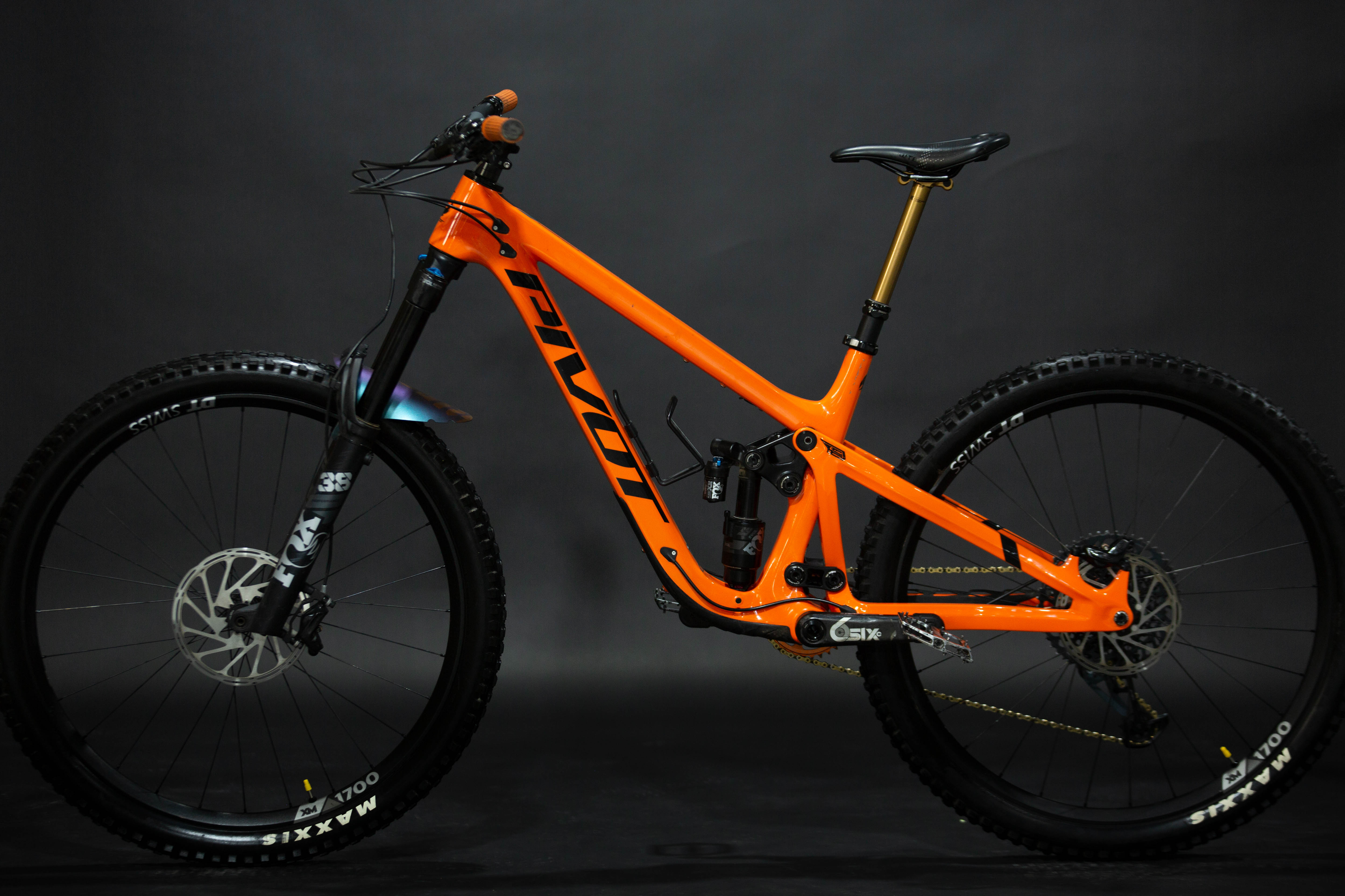 Bicicleta De Montaña Doble Suspensión Pivot Cycles Firebird 29" Talla Medium (2022) Seminueva