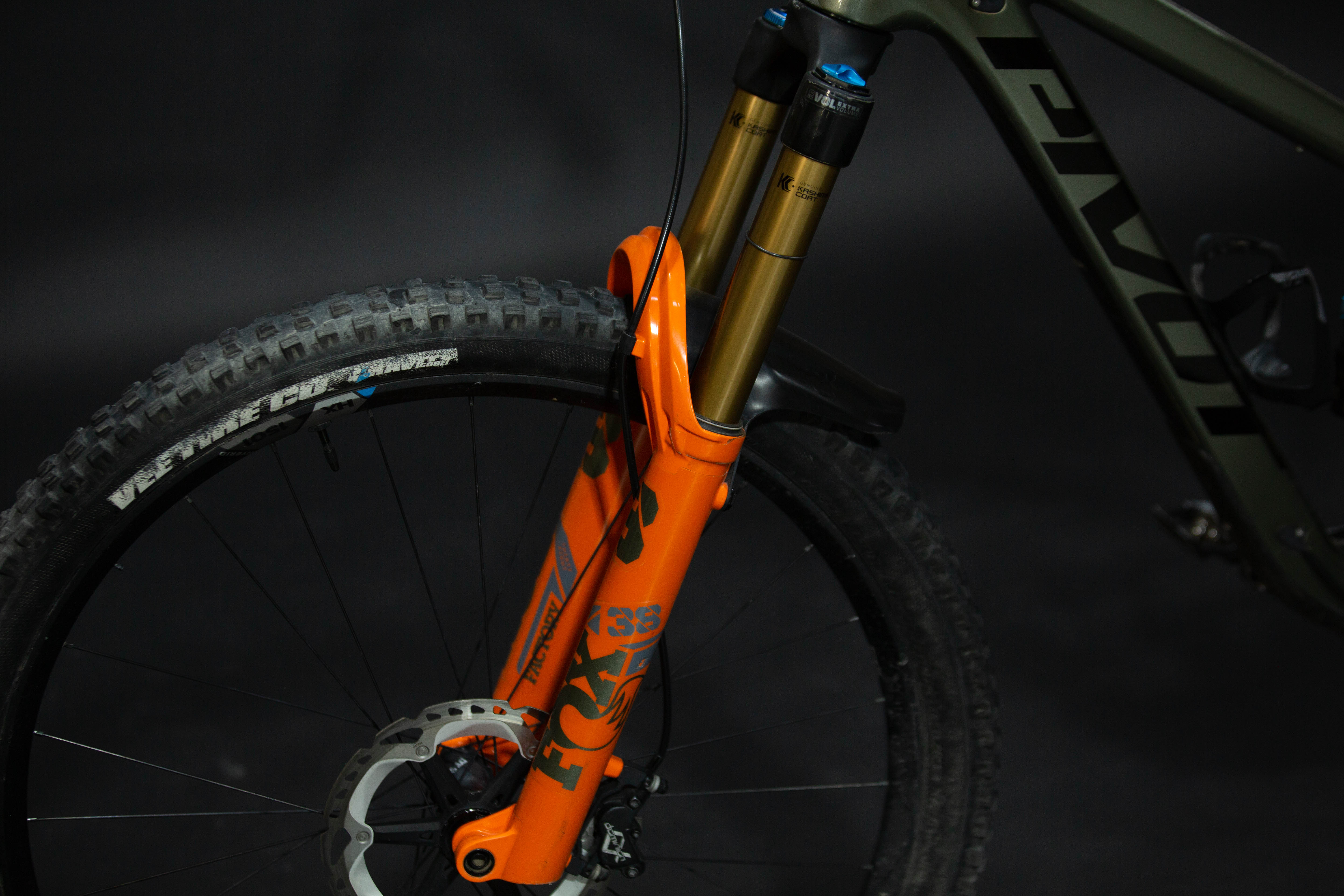 Bicicleta De Montaña Doble Suspensión Pivot Cycles Firebird 29" Talla Medium (2024) Seminueva