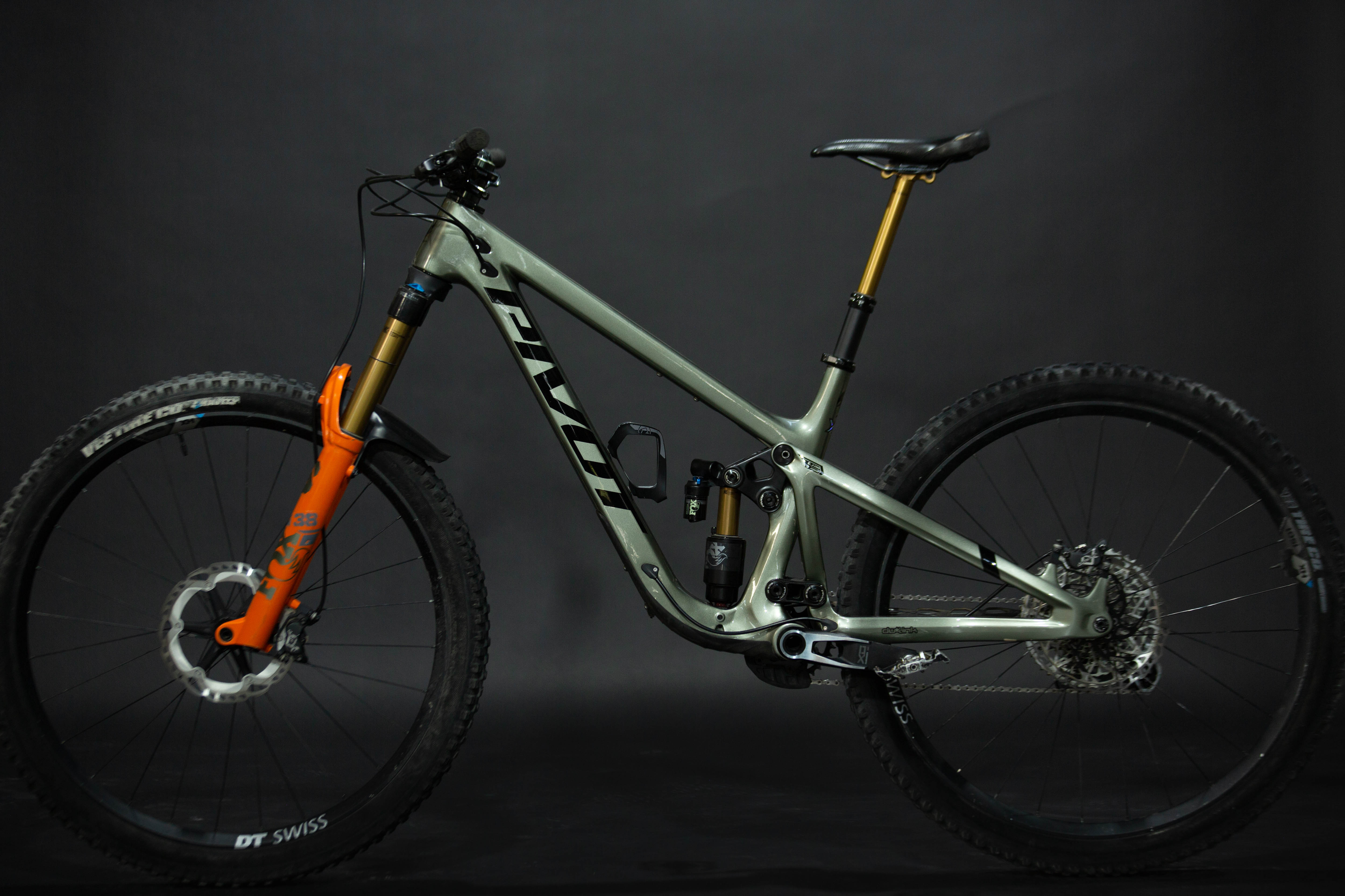Bicicleta De Montaña Doble Suspensión Pivot Cycles Firebird 29" Talla Medium (2024) Seminueva