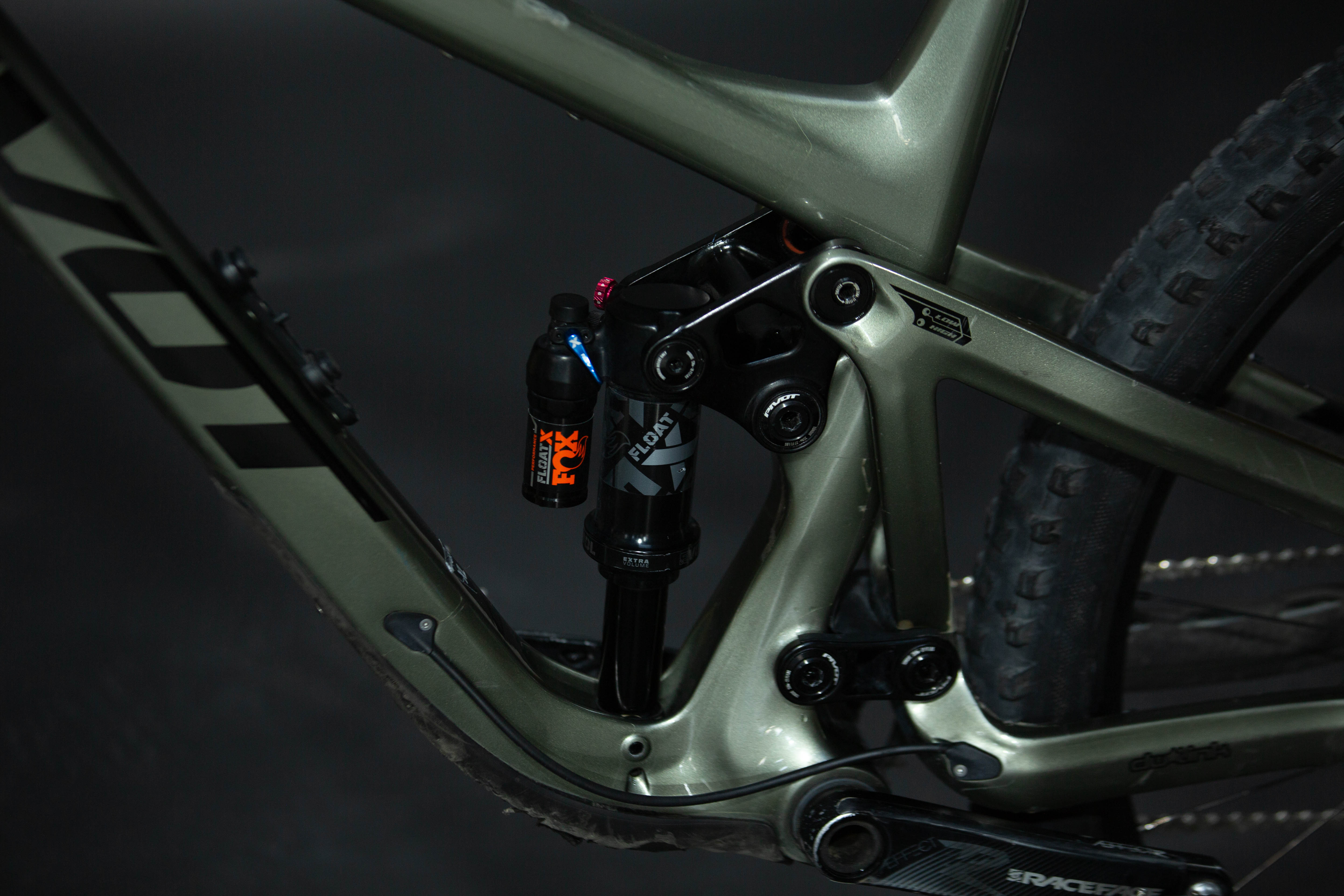 Bicicleta De Montaña Doble Suspensión Pivot Cycles Firebird 29" Talla X-Large (2023) Seminueva