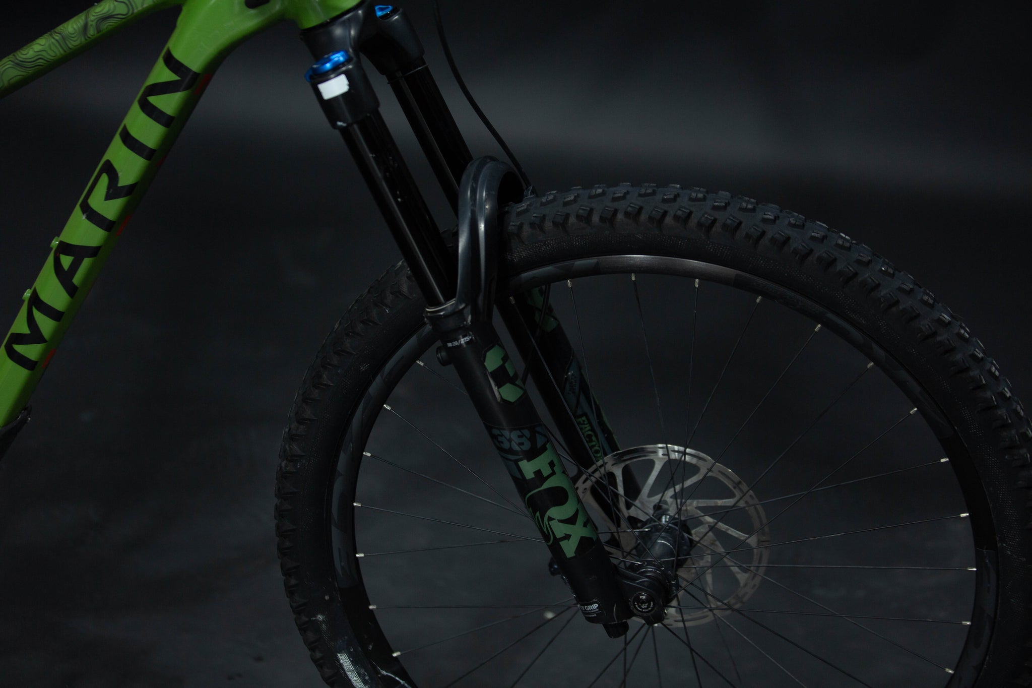 Bicicleta de Montaña Doble Suspensión Marin Bikes Alpine Trail 7 29" Talla Large (2023) Seminueva