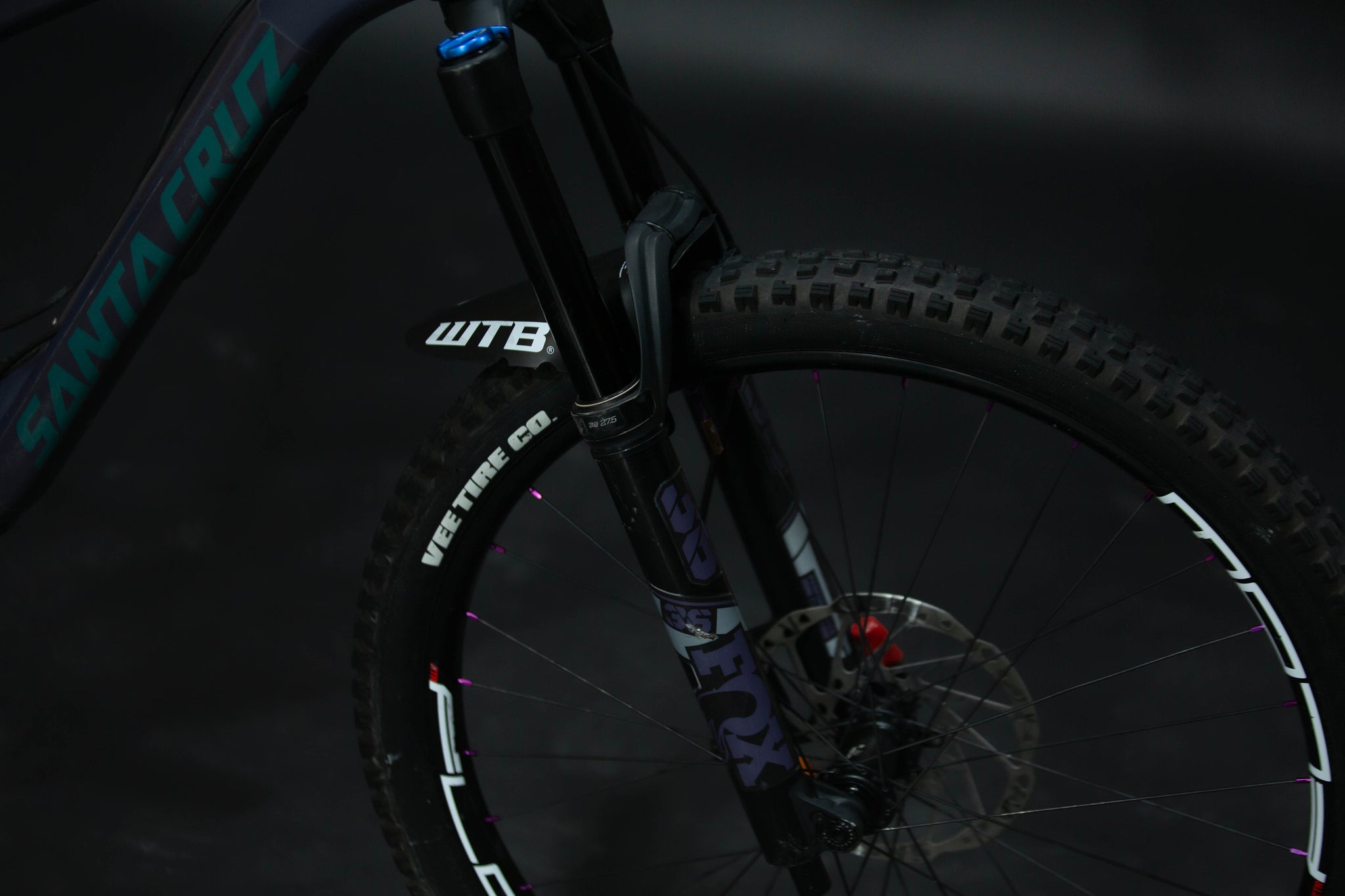 Bicicleta de Montaña Doble Supensión Santa Cruz Nomad 27.5" Talla Large (2020) Seminueva