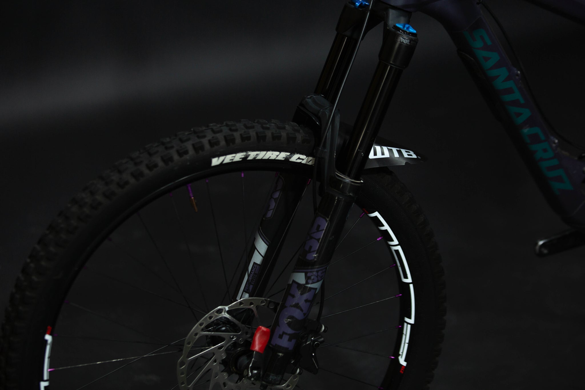 Bicicleta de Montaña Doble Supensión Santa Cruz Nomad 27.5" Talla Large (2020) Seminueva