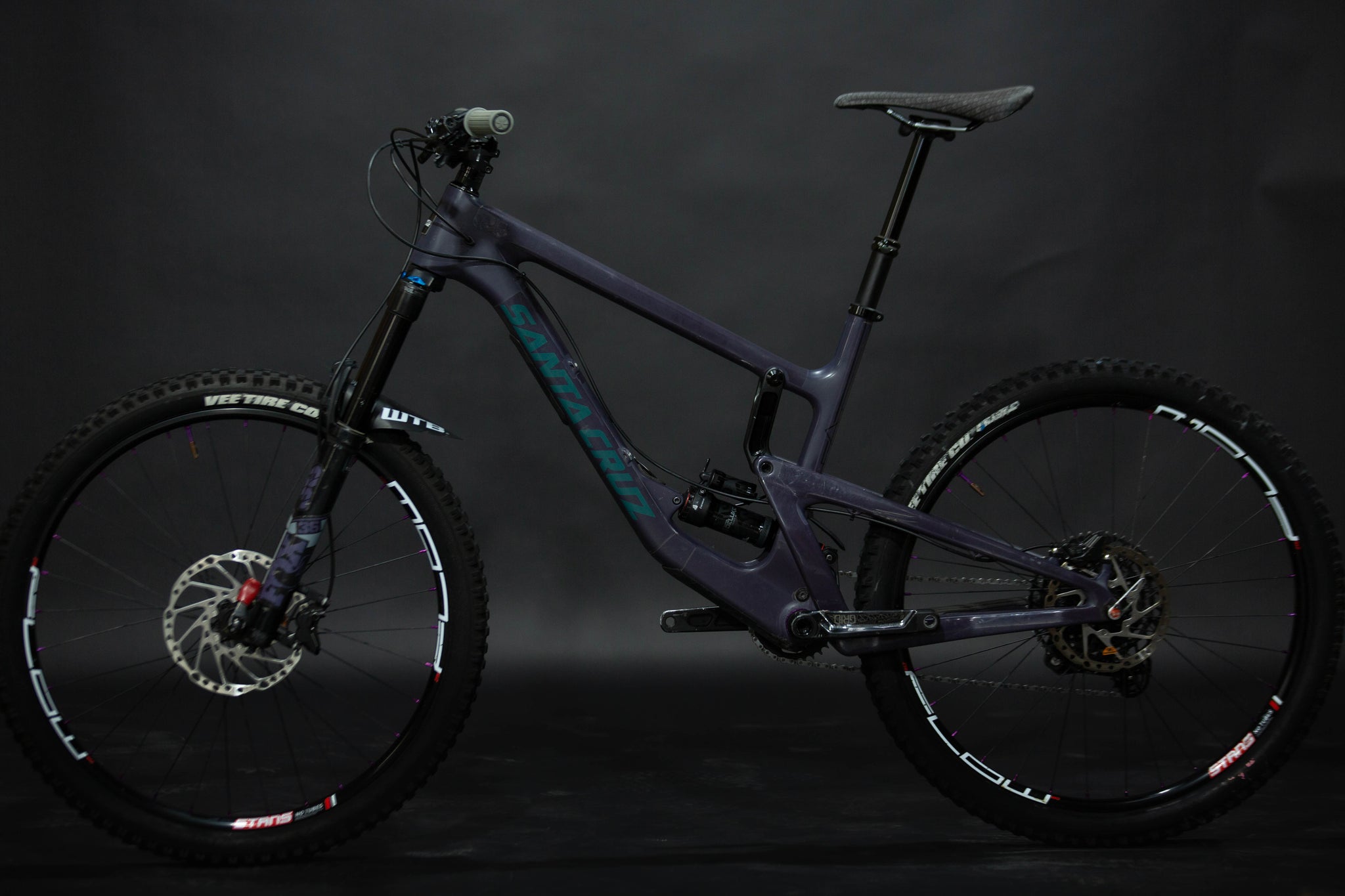 Bicicleta de Montaña Doble Supensión Santa Cruz Nomad 27.5" Talla Large (2020) Seminueva
