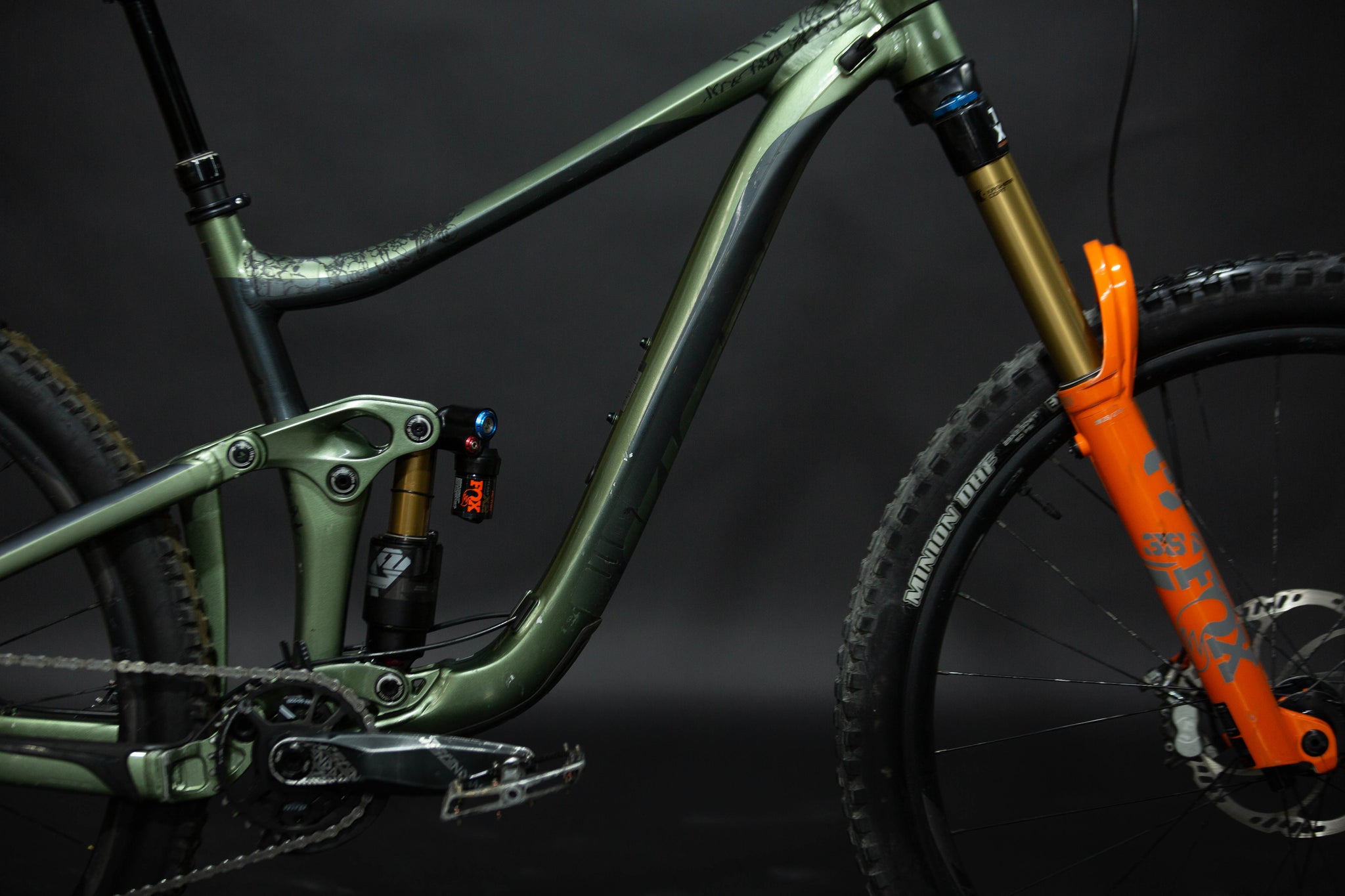 Bicicleta de Montaña Doble Suspensión Giant Reign 29" Talla Medium (2020) Seminueva