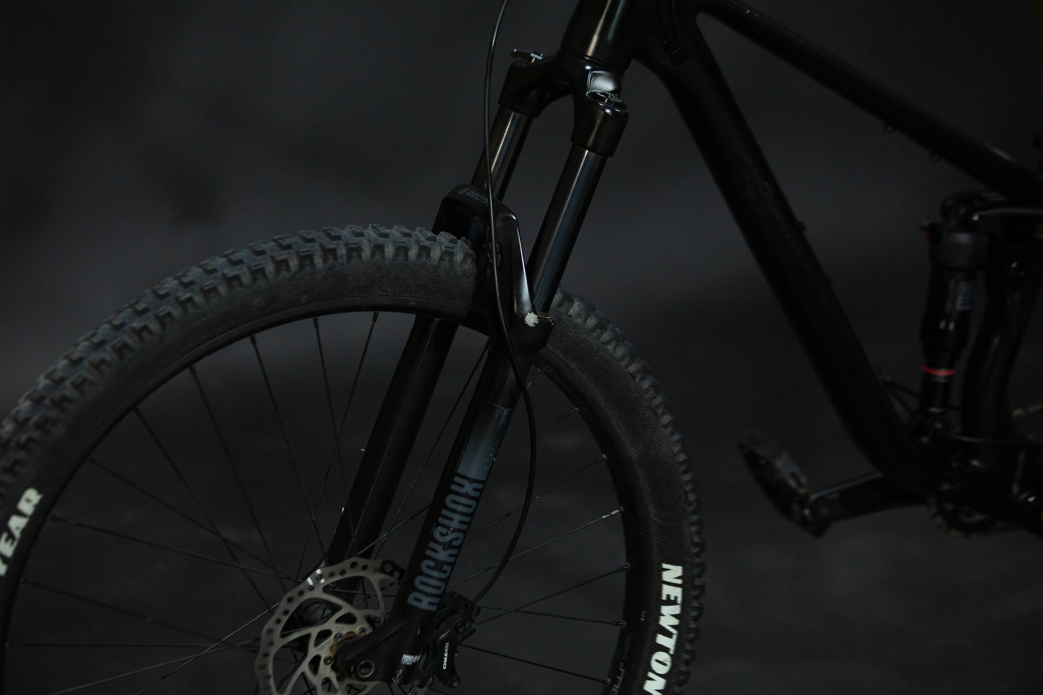 Bicicleta De Montaña Doble Suspension Norco Fluid 29" Talla Small (2023) Seminueva