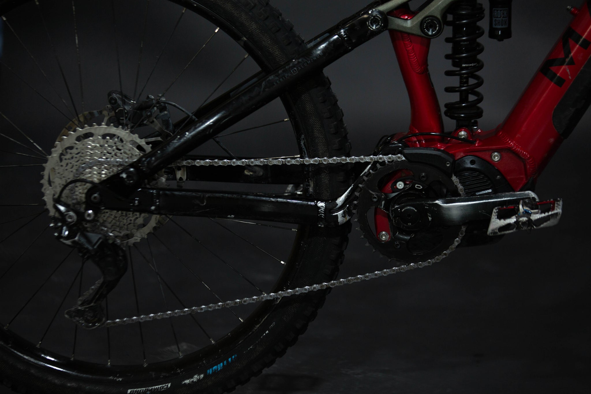 Bicicleta de Montaña Asistida Doble Suspensión Marin Alpine Trail E1 29/27.5" Talla Medium (2022) Seminueva