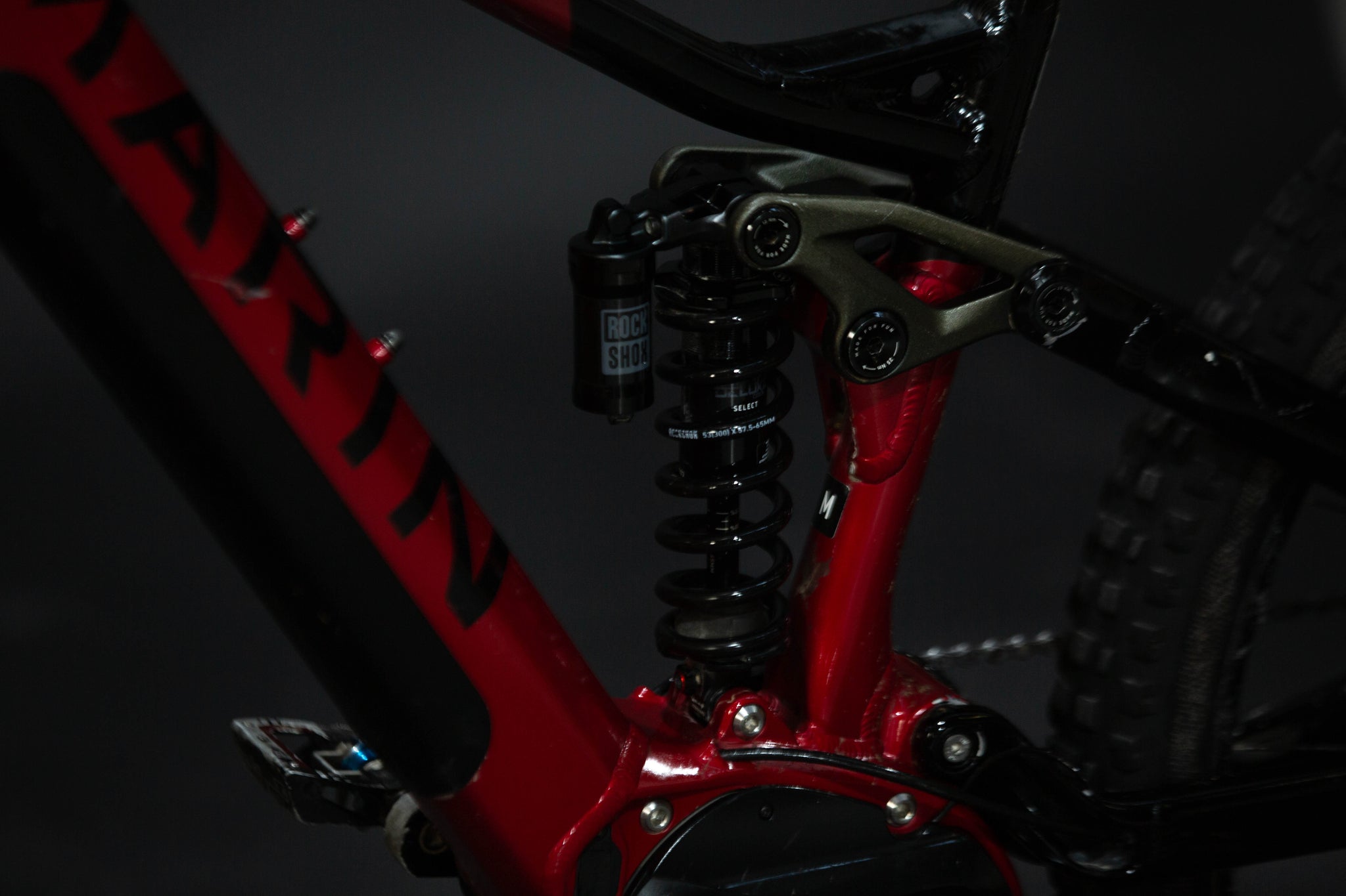 Bicicleta de Montaña Asistida Doble Suspensión Marin Alpine Trail E1 29/27.5" Talla Medium (2022) Seminueva