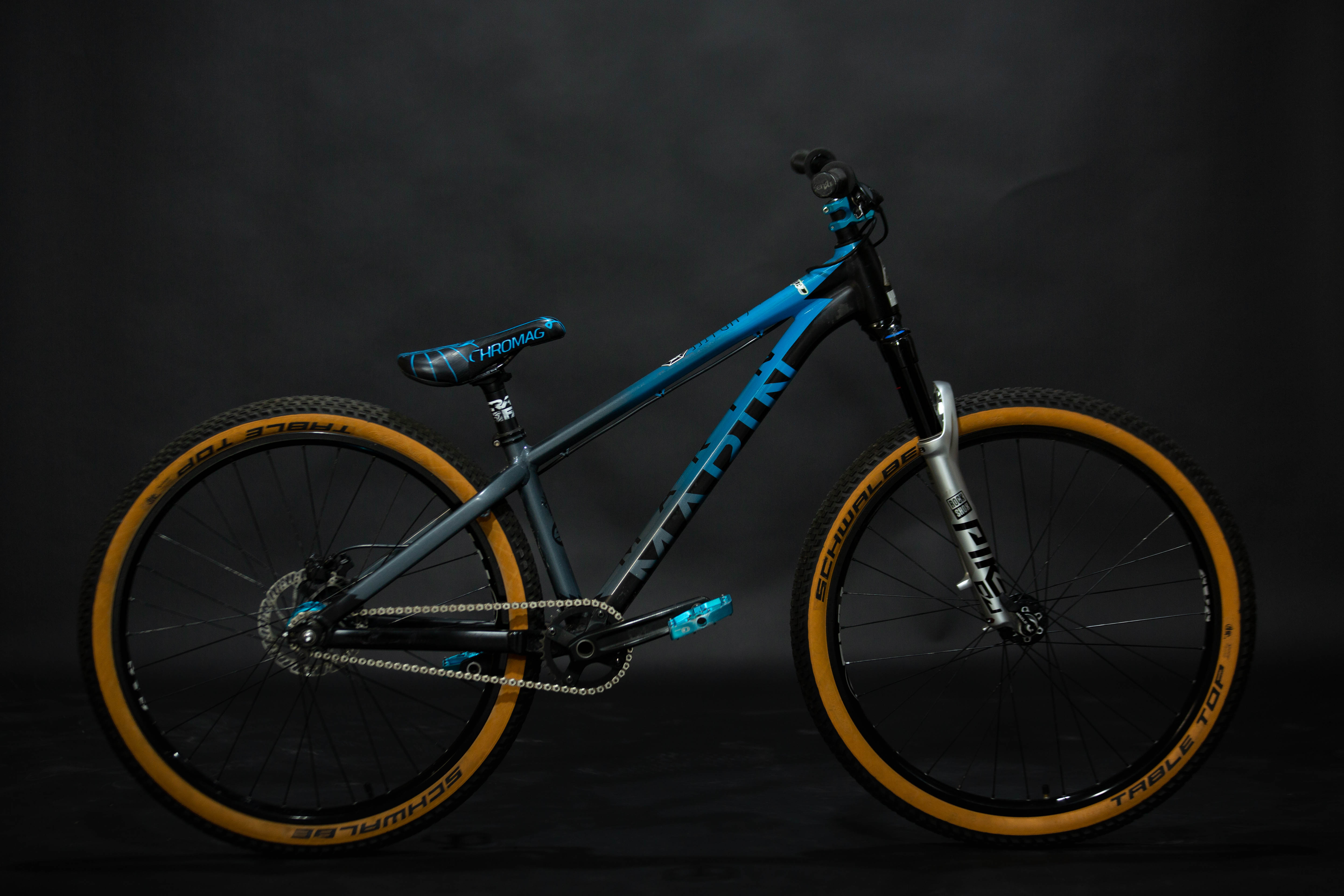 Bicicleta de ciudad Dirt Jump Marin Alcatraz Talla Regular Rodado 26" (2019) Seminueva