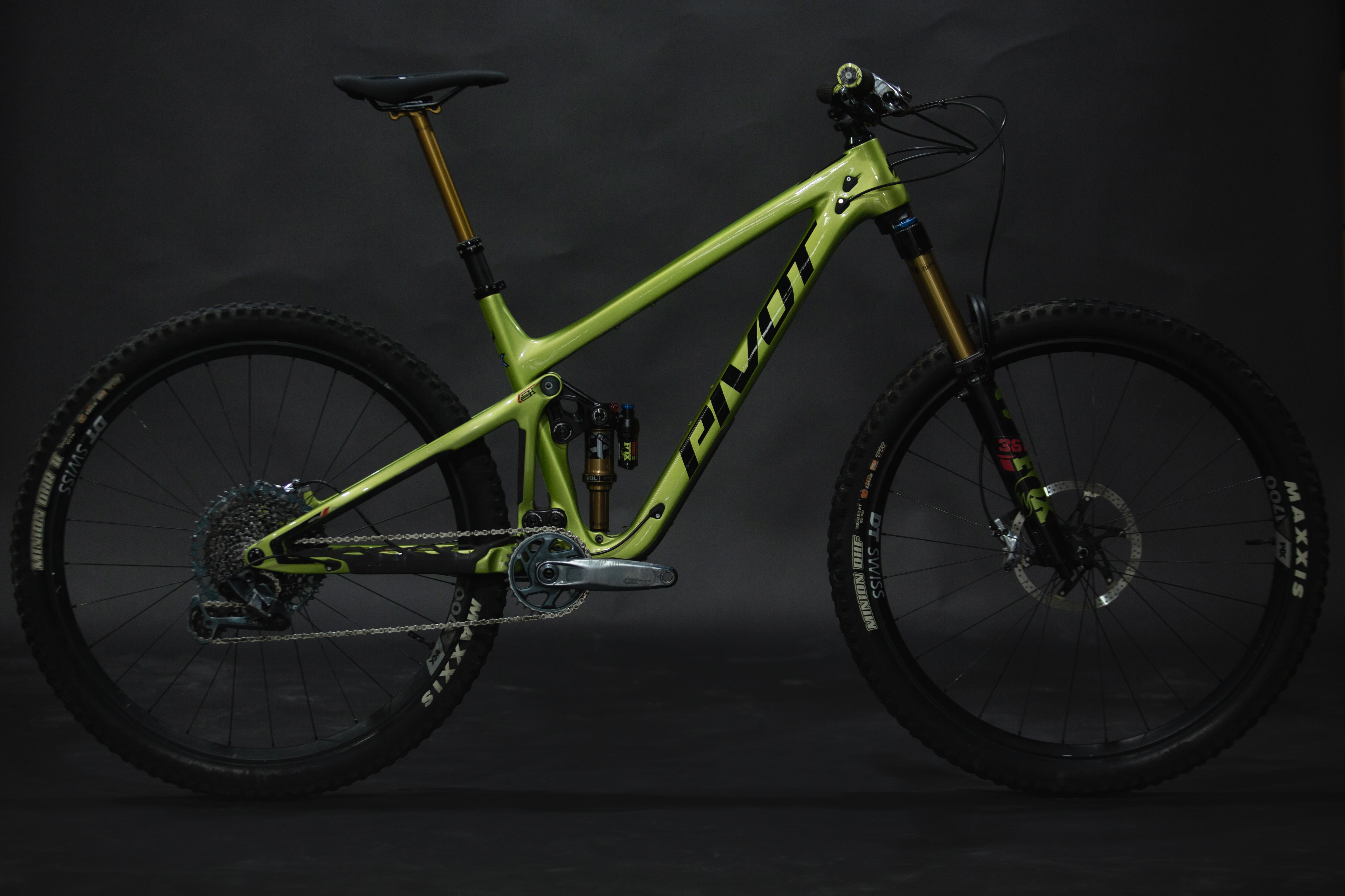 Bicicleta de Montaña Doble Suspensión Pivot Switchblade 29" Talla Large (2023) Seminueva