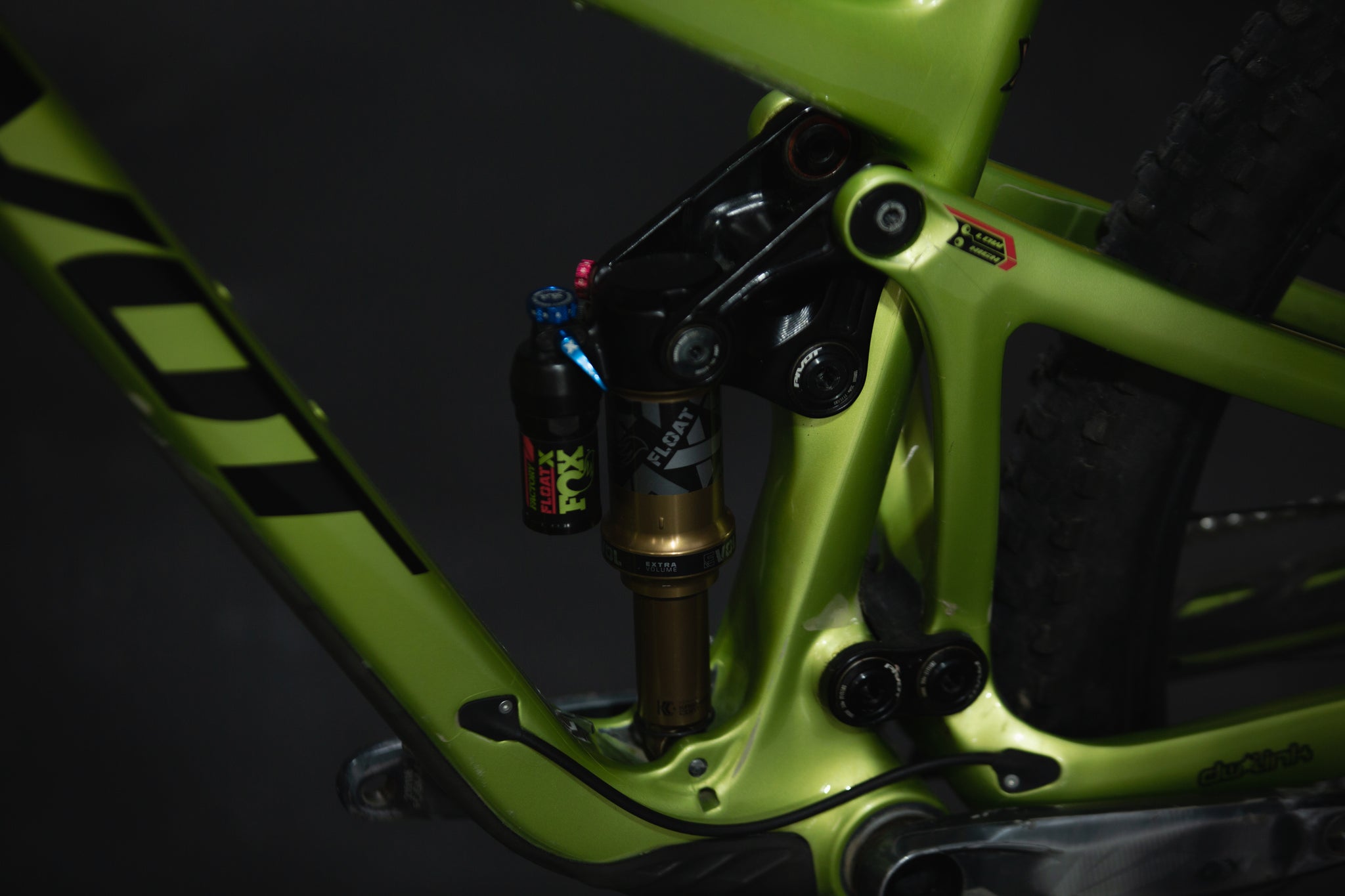 Bicicleta de Montaña Doble Suspensión Pivot Switchblade 29" Talla Large (2023) Seminueva