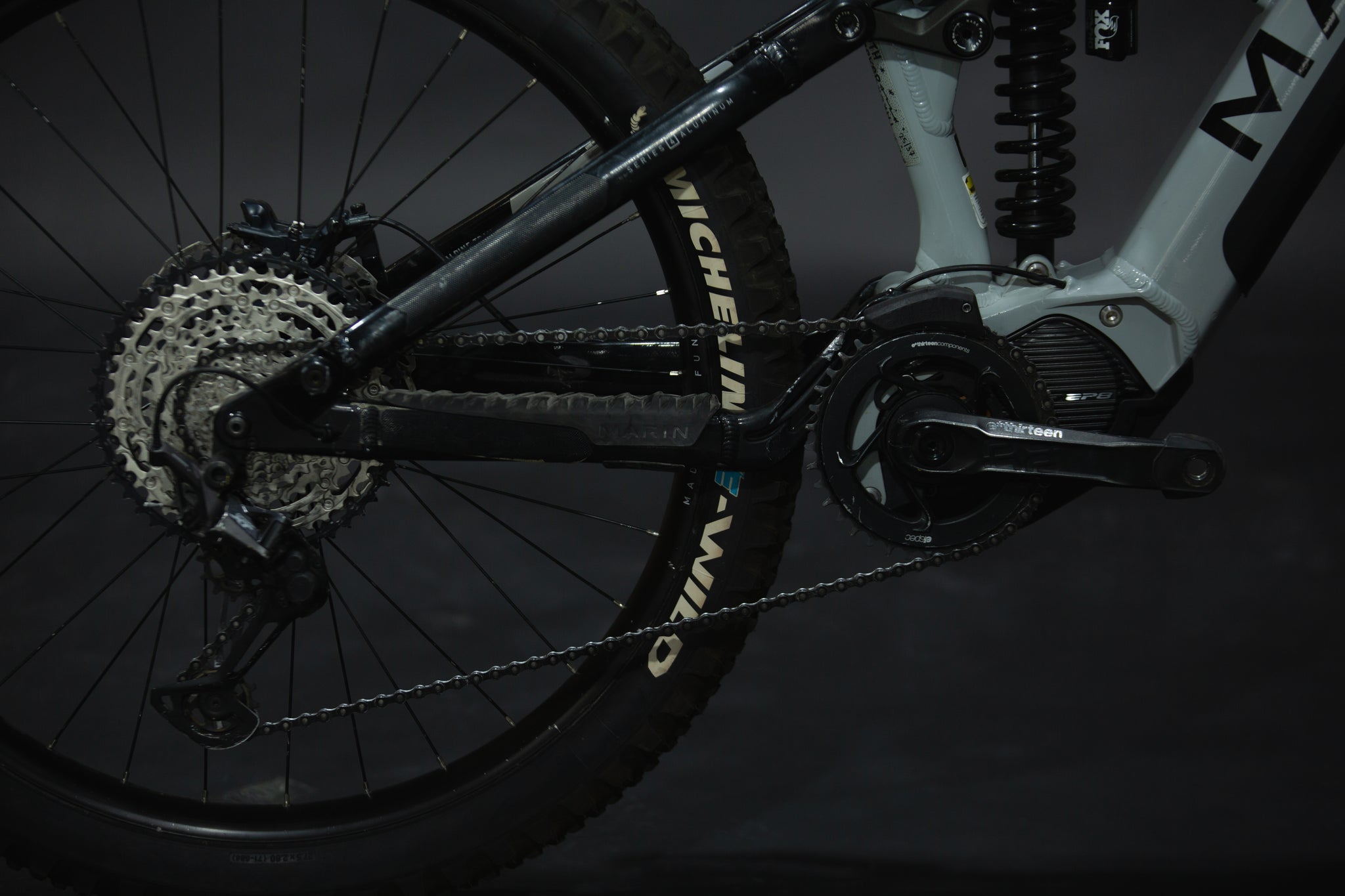 Bicicleta de Montaña Asistida Doble Suspensión Marin Alpine Trail E2 29/27.5" TallaMedium (2022) Seminueva