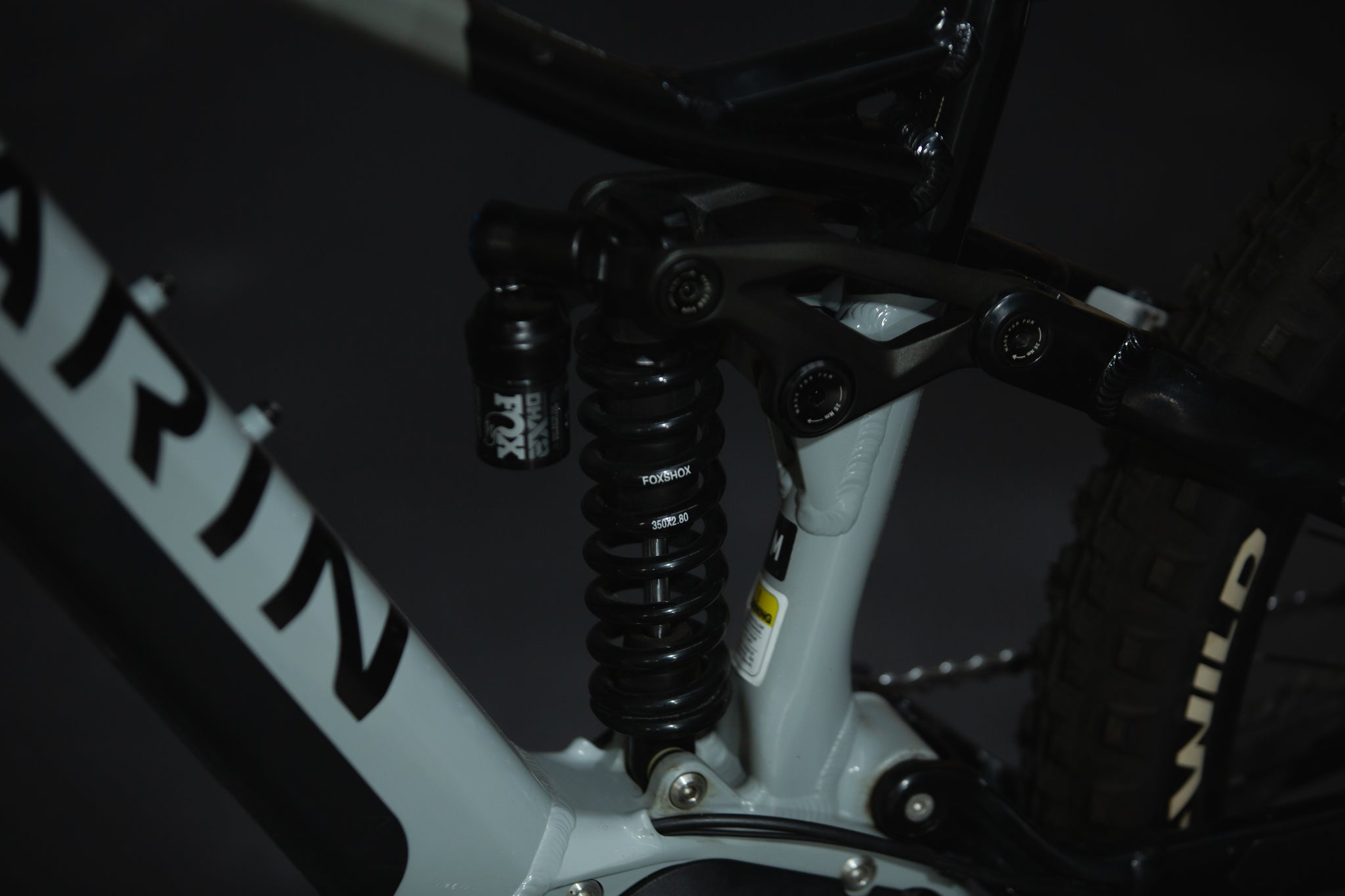 Bicicleta de Montaña Asistida Doble Suspensión Marin Alpine Trail E2 29/27.5" TallaMedium (2022) Seminueva