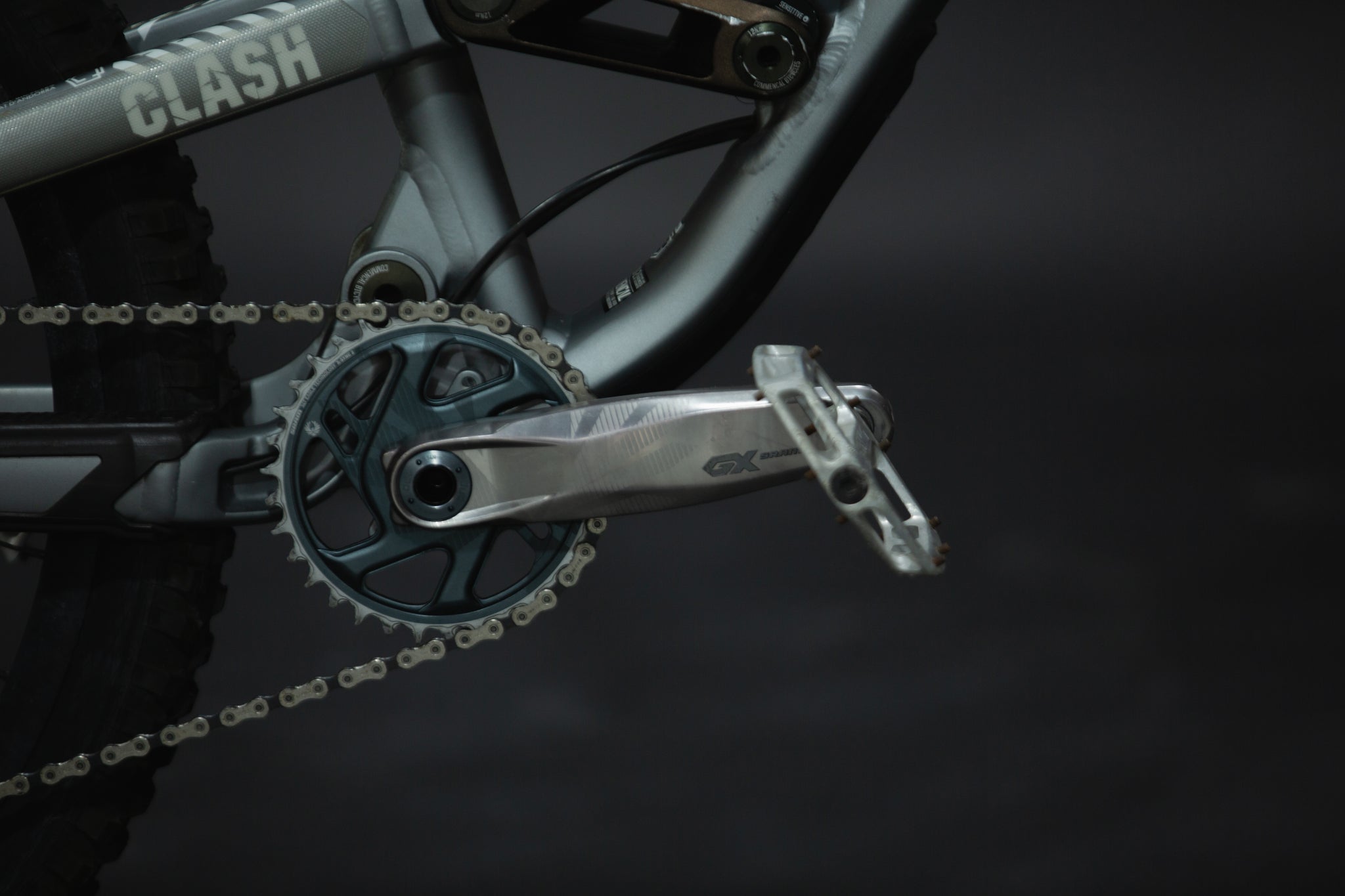 Bicicleta de Montaña Doble Suspension Commencal Clash 27.5" Talla Small (2021) Seminueva