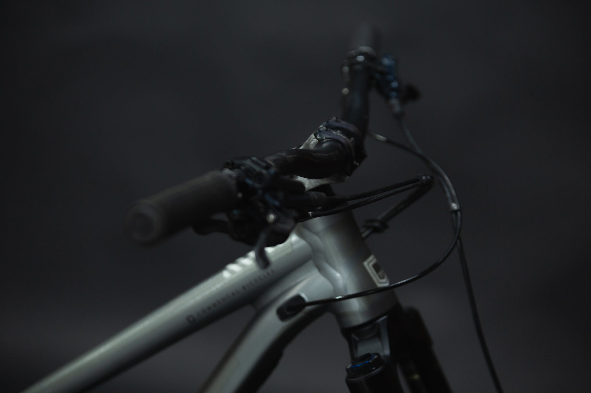 Bicicleta de Montaña Doble Suspension Commencal Clash 27.5" Talla Small (2021) Seminueva